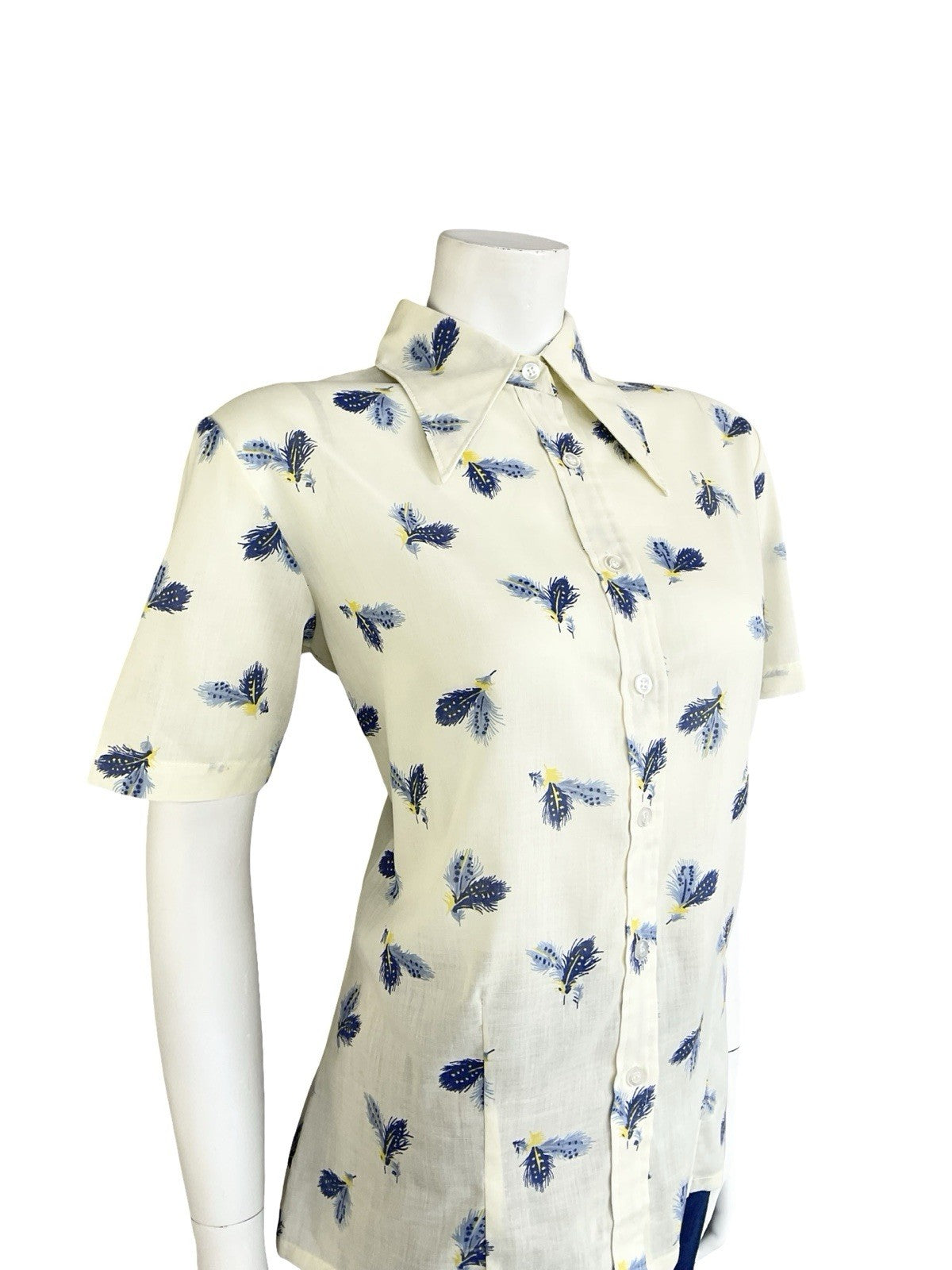 VTG 60S 70S CREAM BLUE YELLOW FEATHER DAGGER COLLAR MOD SHORT SLEEVE SHIRT 16