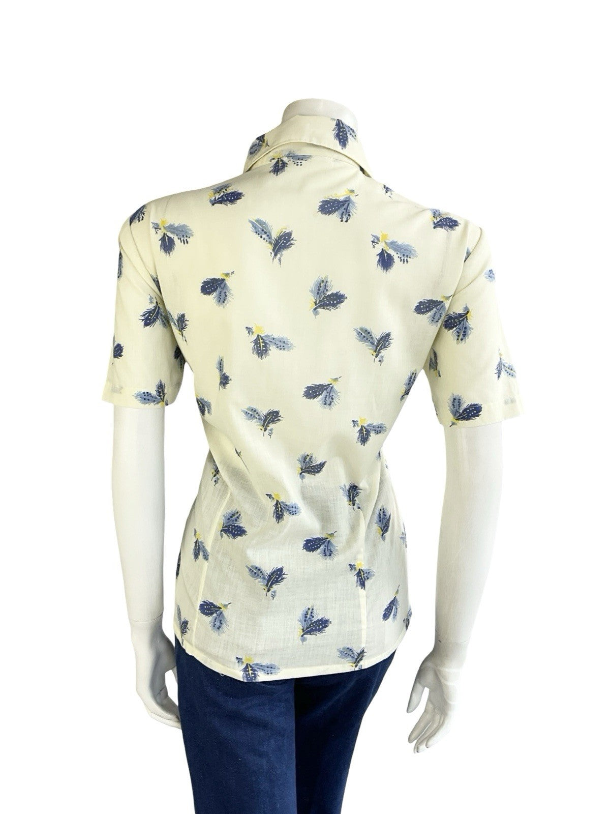 VTG 60S 70S CREAM BLUE YELLOW FEATHER DAGGER COLLAR MOD SHORT SLEEVE SHIRT 16