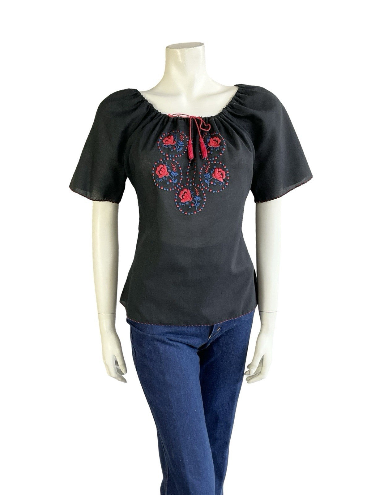 VTG 70S BLACK RED BLUE FOLK GEOMETRIC FLORAL EMBROIDERY TIE NECK BLOUSE 12