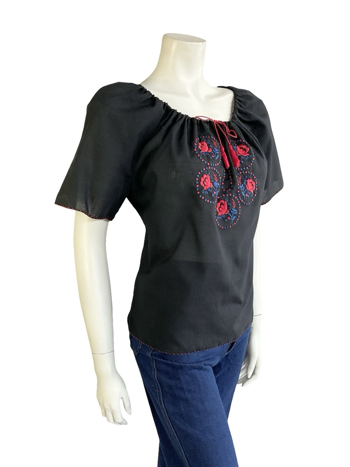 VTG 70S BLACK RED BLUE FOLK GEOMETRIC FLORAL EMBROIDERY TIE NECK BLOUSE 12