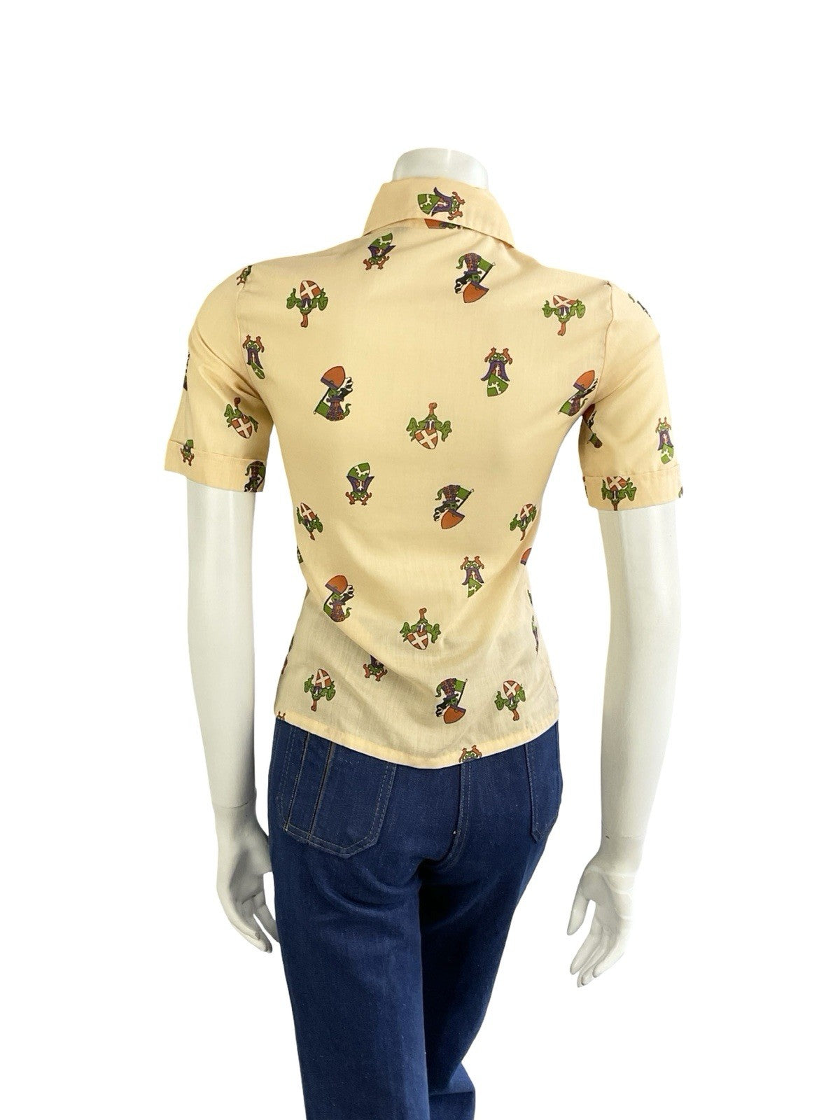VTG 60S 70S PEACH ORANGE GREEN PURPLE COAT OF ARMS DAGGER COLLAR SHIRT XS 6