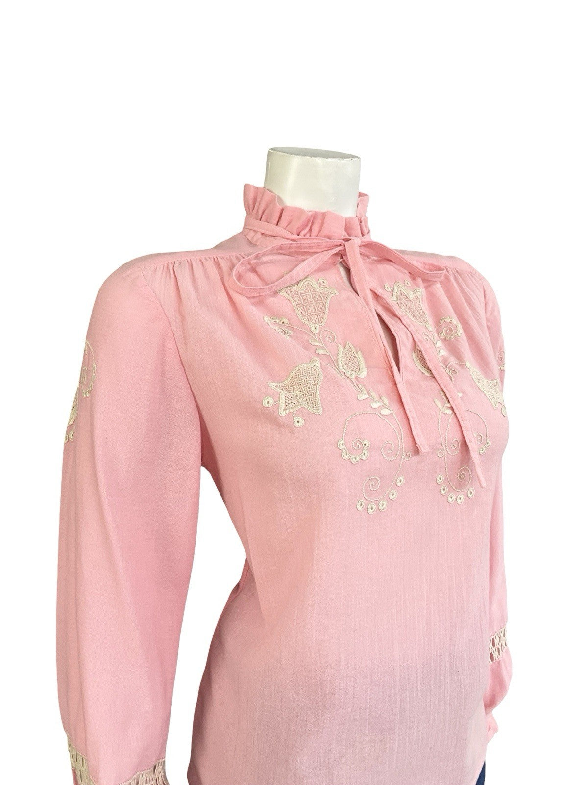 VTG 70S PINK CREAM EDWARDIAN FOLK FLORAL EMBROIDERED BOW COTTON BLOUSE 12