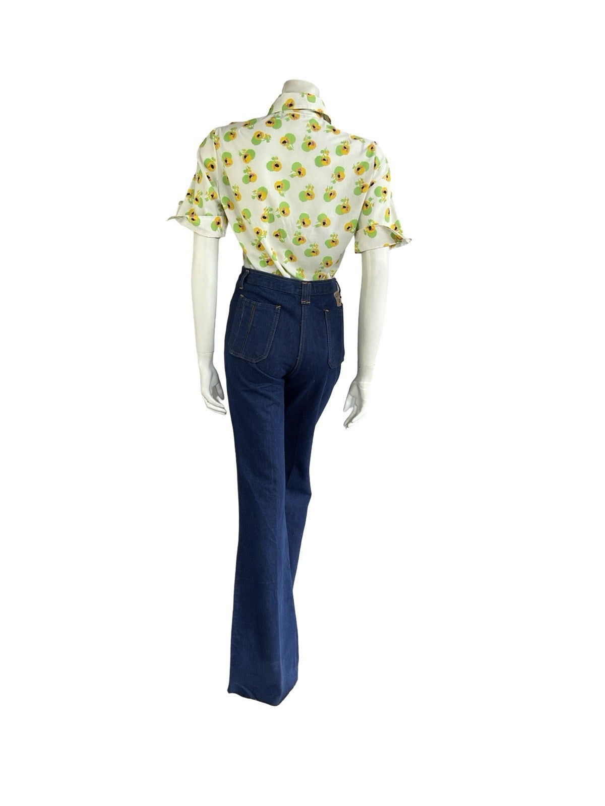 VTG 70S WHITE YELLOW GREEN FLORAL DAGGER COLLAR SHORT NEAPOLITAN SHIRT 12 14 M