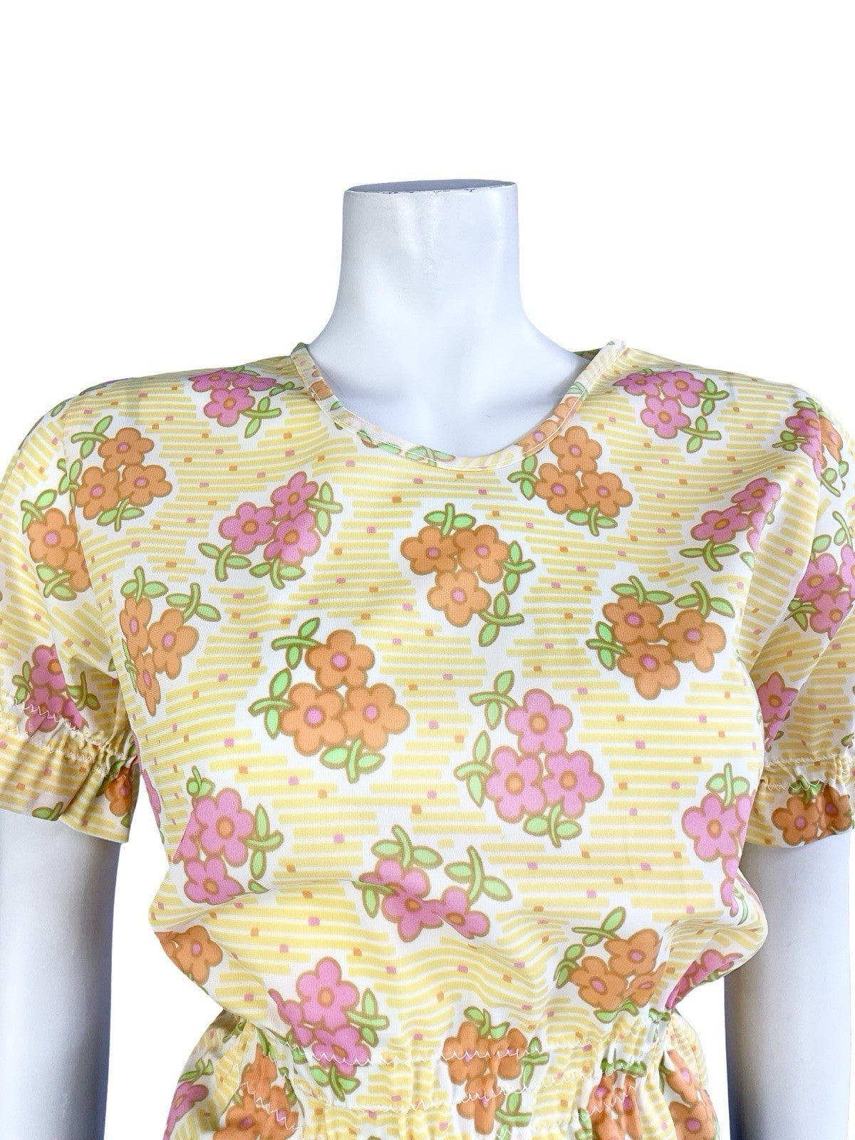 VTG 70S MOD YELLOW WHITE ORANGE PINK FLORAL DAIST ELASTICATED PUFF SLEEVE TOP 10
