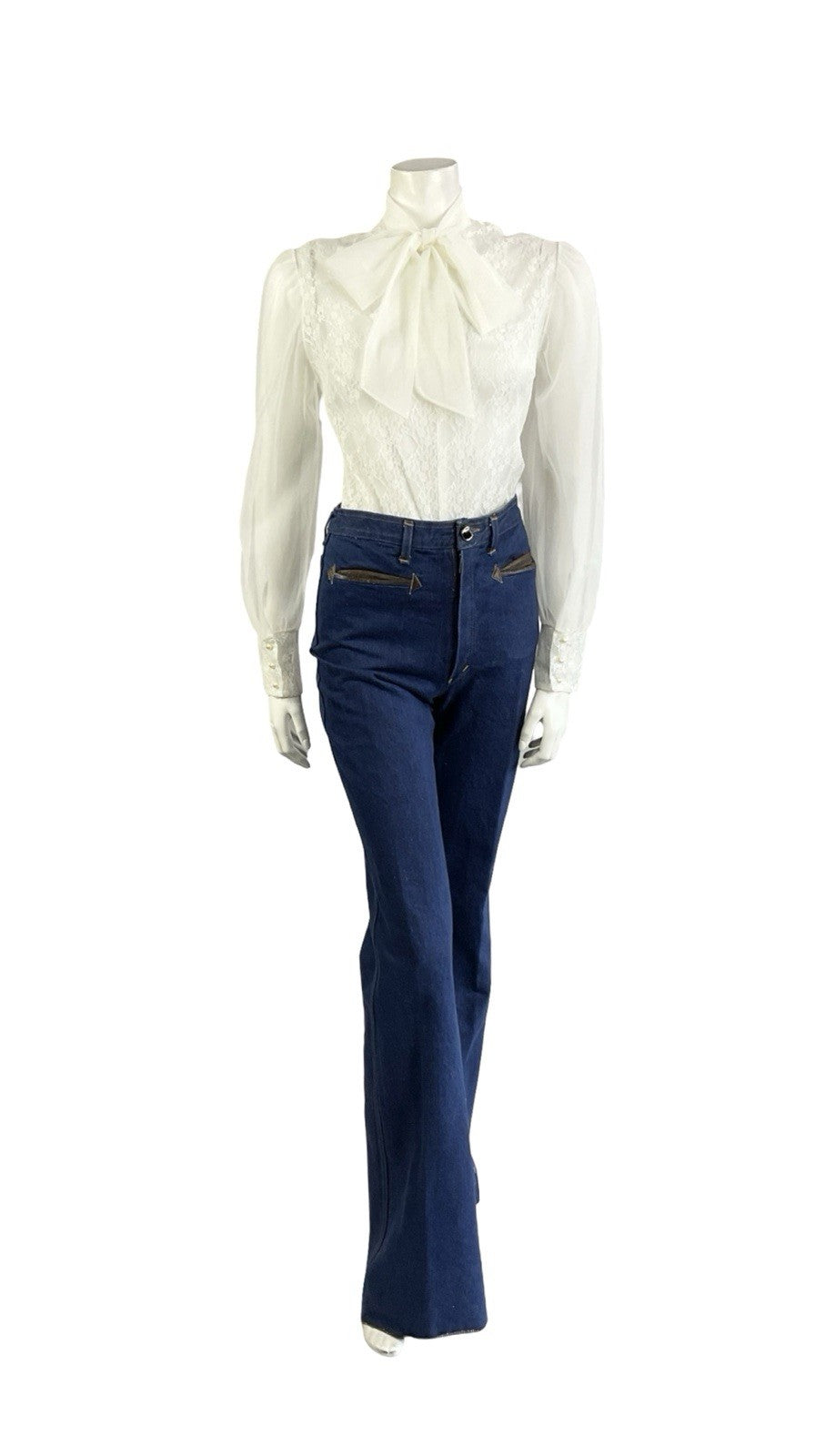 VTG 60S 70S SECRETARY GEEK WHITE IVORY LACE PUSSYBOW MESH BISHOP SLEEVE TOP 14