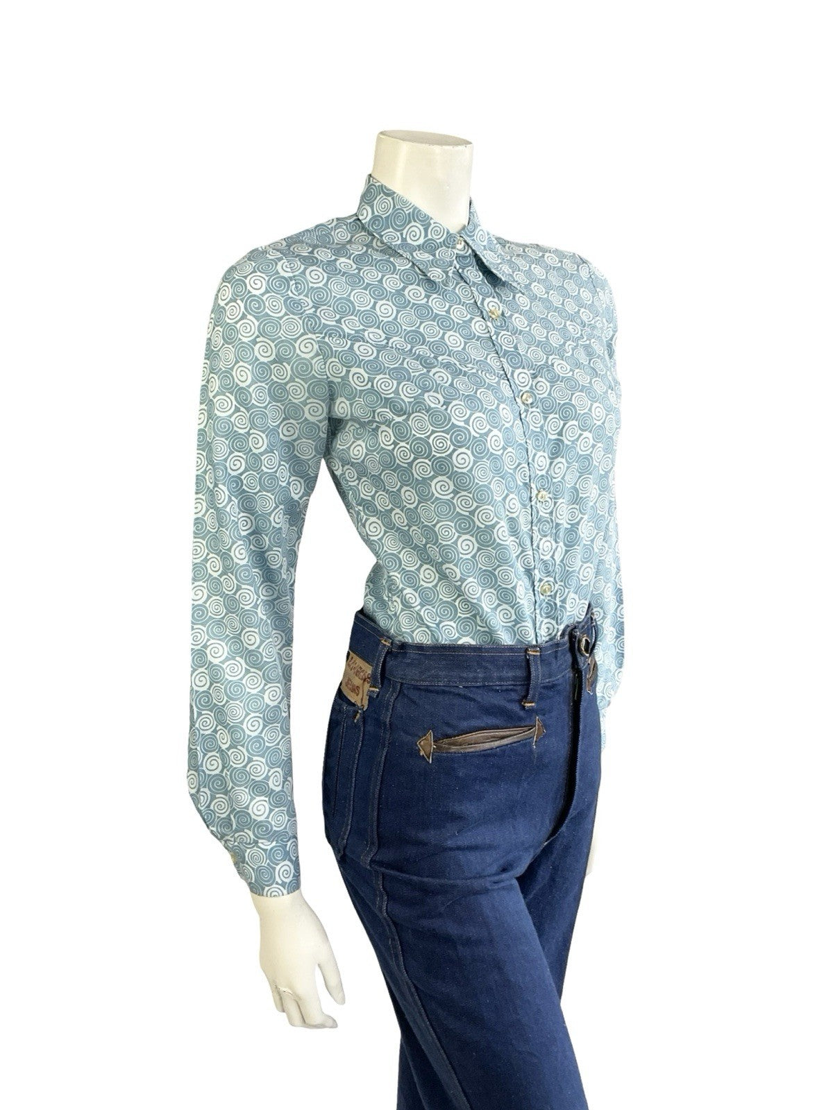 VTG 60S 70S LIGHT BLUE SPIRAL GEOMETRIC SWIRL DAGGER COLLAR SHIRT 10