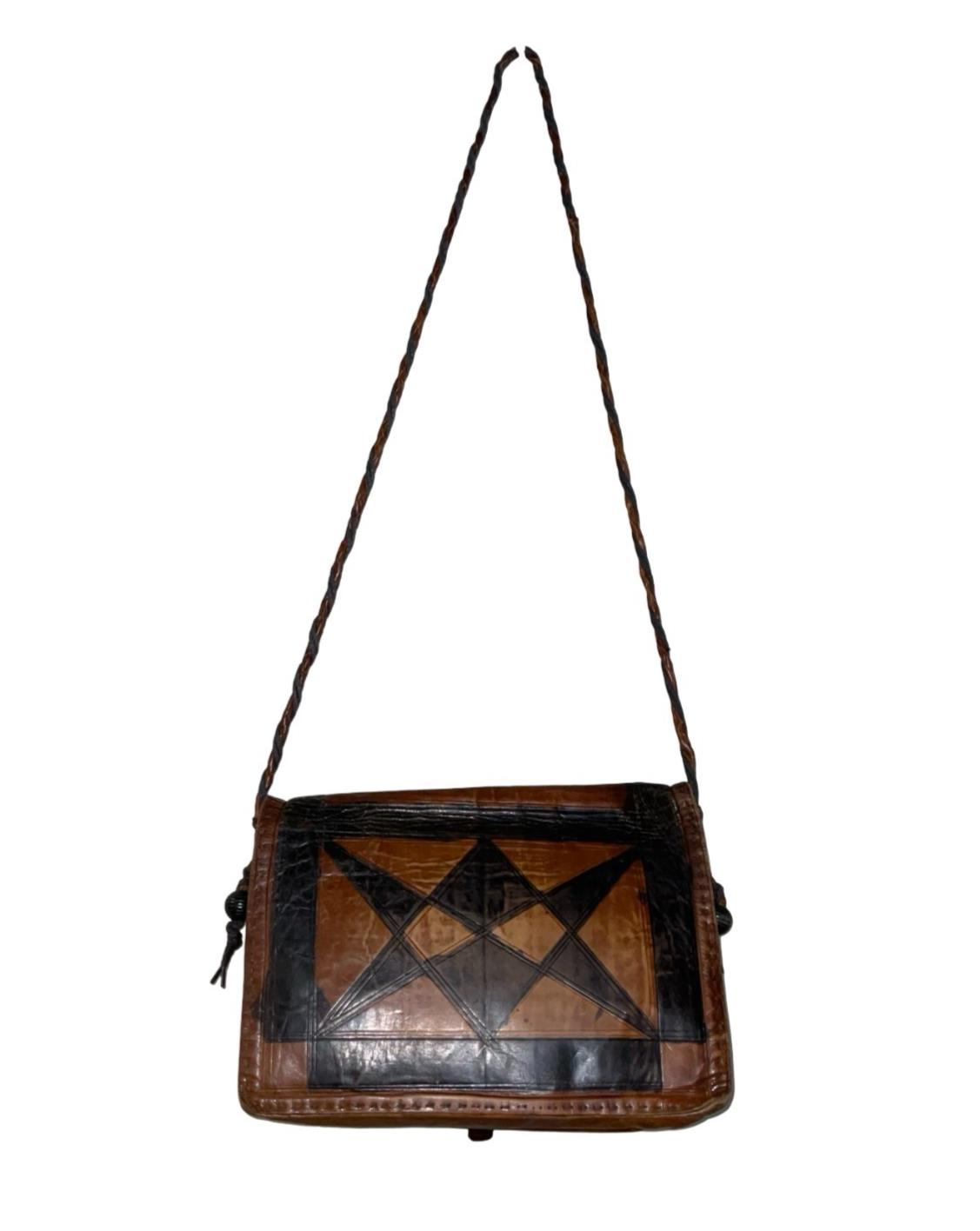 VTG 70S BROWN BLACK GEOMETRIC TRIANGLE BOHO HIPPY LEATHER CROSS BODY BAG