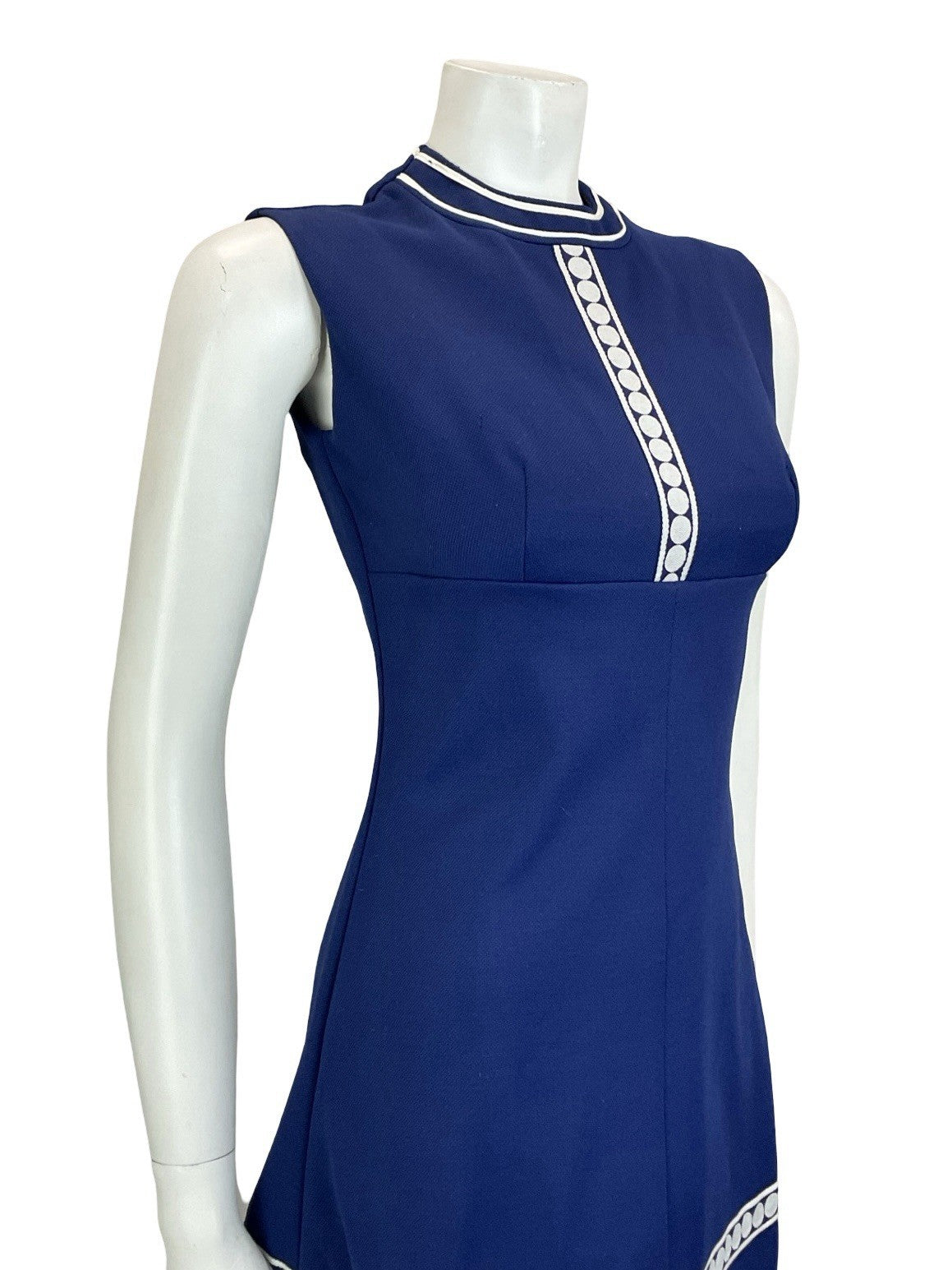 VTG 60S MOD SCOOTER GOGO GEOMETRIC NAVY BLUE WHITE DOT EMPIRE MINI DRESS 6
