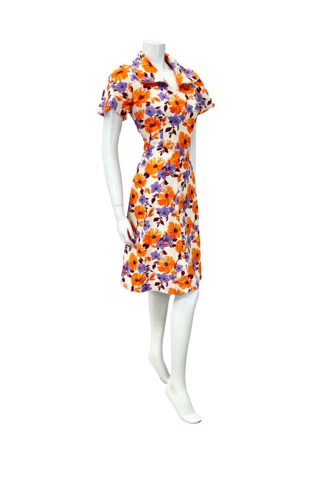 VTG 60S CREAM ORANGE PURPLE FLORAL OPEN COLLAR SWING TEA DRESS 8
