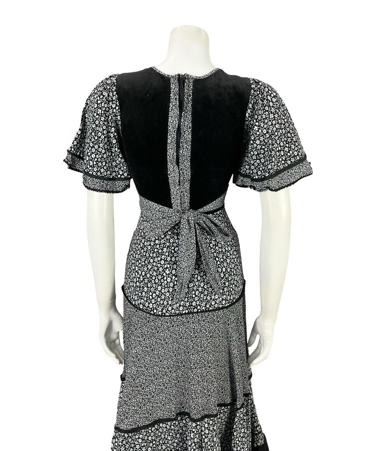VTG 70S BOHO PRAIRIE BLACK WHITE TIERED TIE WAIST DITSY FLORAL DRESS 4 6