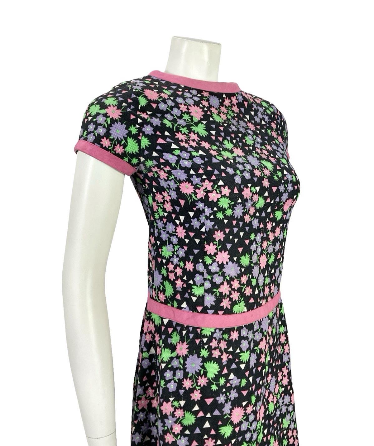 VTG 60S BLACK PINK PURPLE WHITE MOD GOGO FLORAL GEOMETRIC DROP WAIST DRESS 4 6