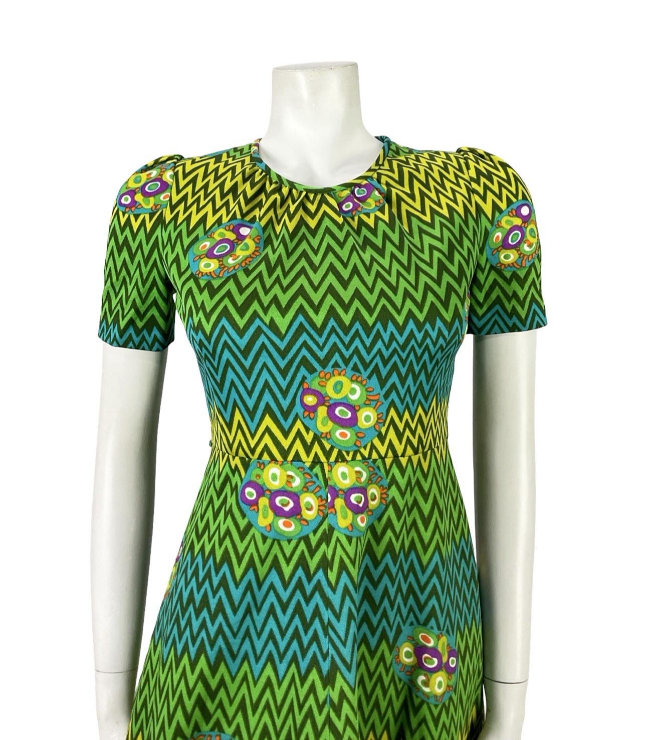 VTG 60S 70S GREEN BLUE PURPLE GEOMETRIC MOD A LINE ZIG ZAG DRESS XS 6