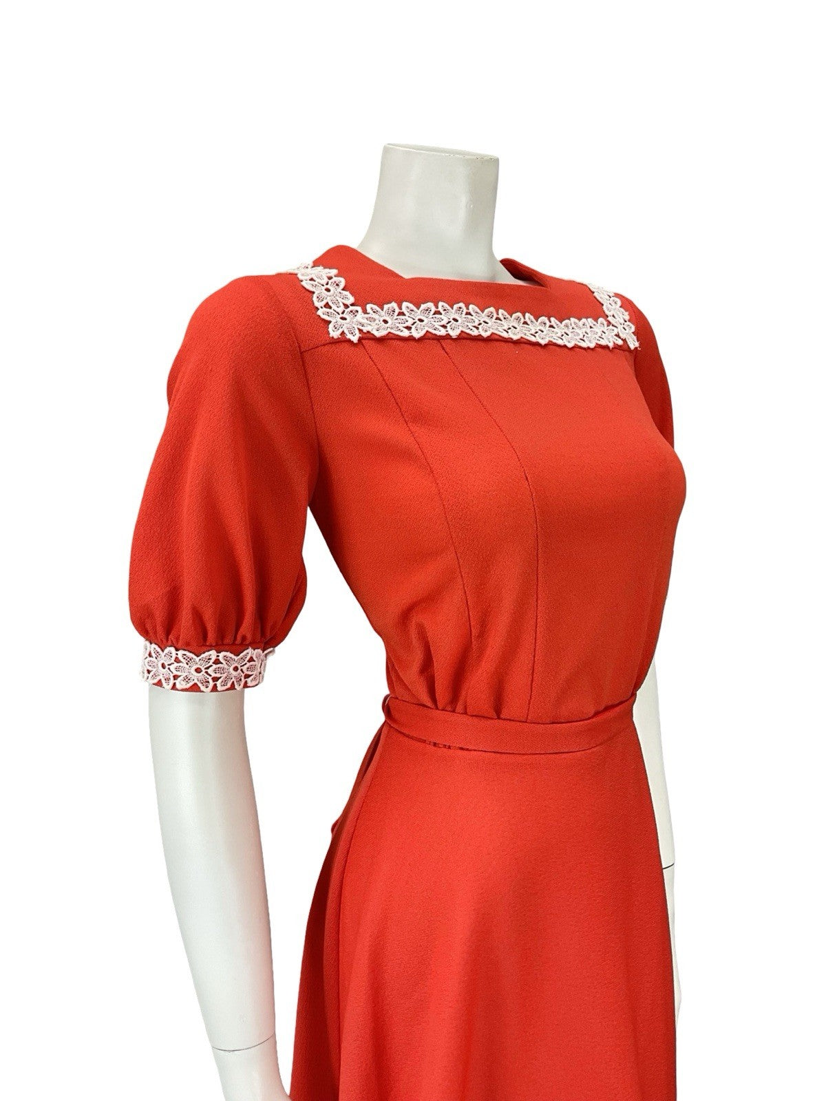 VTG 70S BRIGHT RED WHITE FLORAL LACE PUFF SLEEVE COTTAGE A LINE DRESS 8 10 S