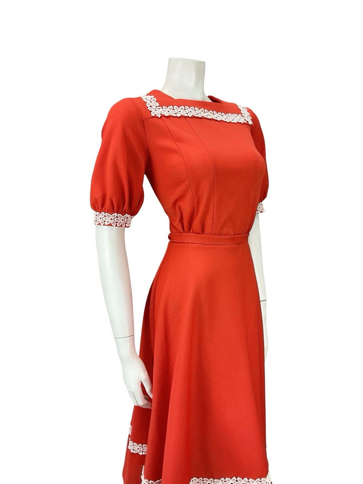 VTG 70S BRIGHT RED WHITE FLORAL LACE PUFF SLEEVE COTTAGE A LINE DRESS 8 10 S