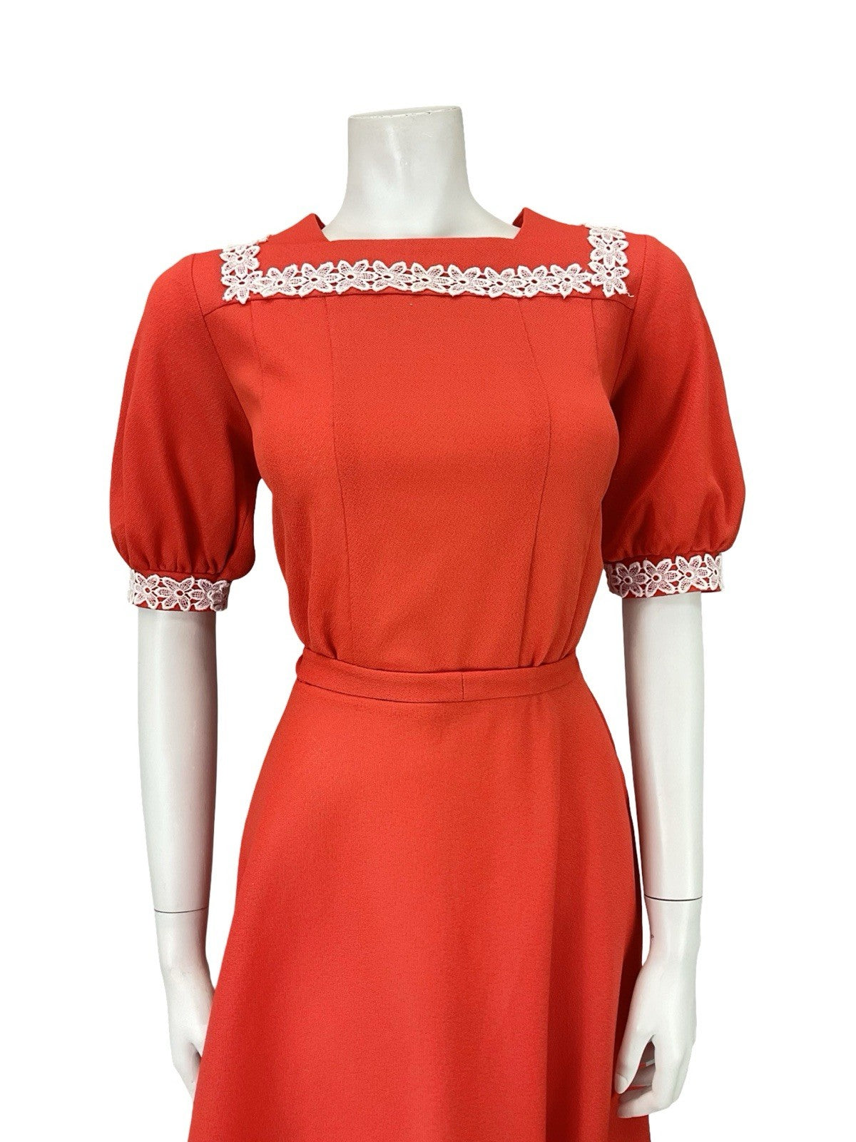 VTG 70S BRIGHT RED WHITE FLORAL LACE PUFF SLEEVE COTTAGE A LINE DRESS 8 10 S
