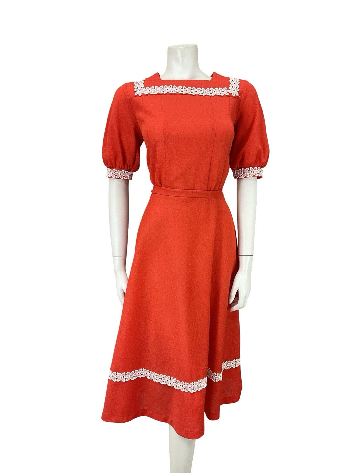 VTG 70S BRIGHT RED WHITE FLORAL LACE PUFF SLEEVE COTTAGE A LINE DRESS 8 10 S