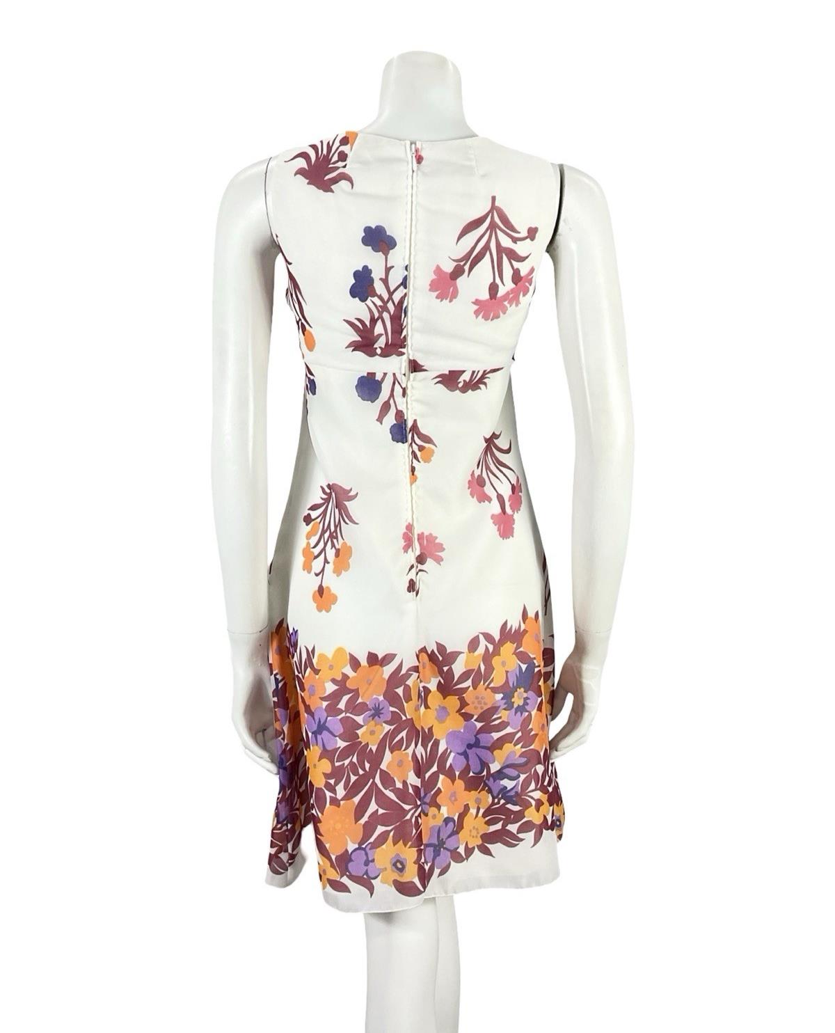 VTG 60S WHITE RED PINK ORANGE PURPLE MOD GOGO MINI FLORAL EMPIRE MINI DRESS 8