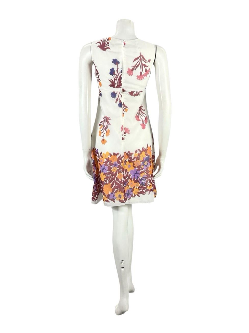 VTG 60S WHITE RED PINK ORANGE PURPLE MOD GOGO MINI FLORAL EMPIRE MINI DRESS 8