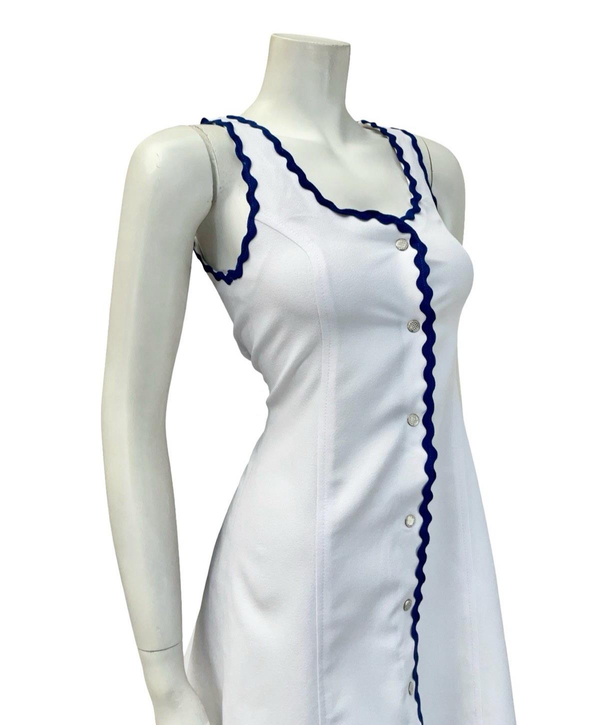 VTG 60S WHITE BLUE SPORTY MOD GOGO SCOOP NECK WAVY TRIM SUN DRESS 4