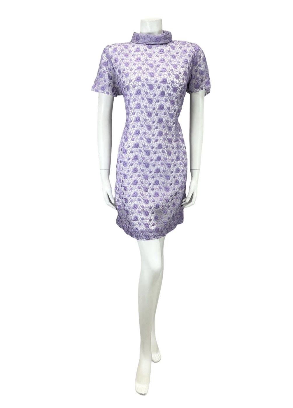 VTG 60S MOD GOGO PURPLE LACE WHITE FUNNEL NECK MINI SHIFT PART DRESS 14
