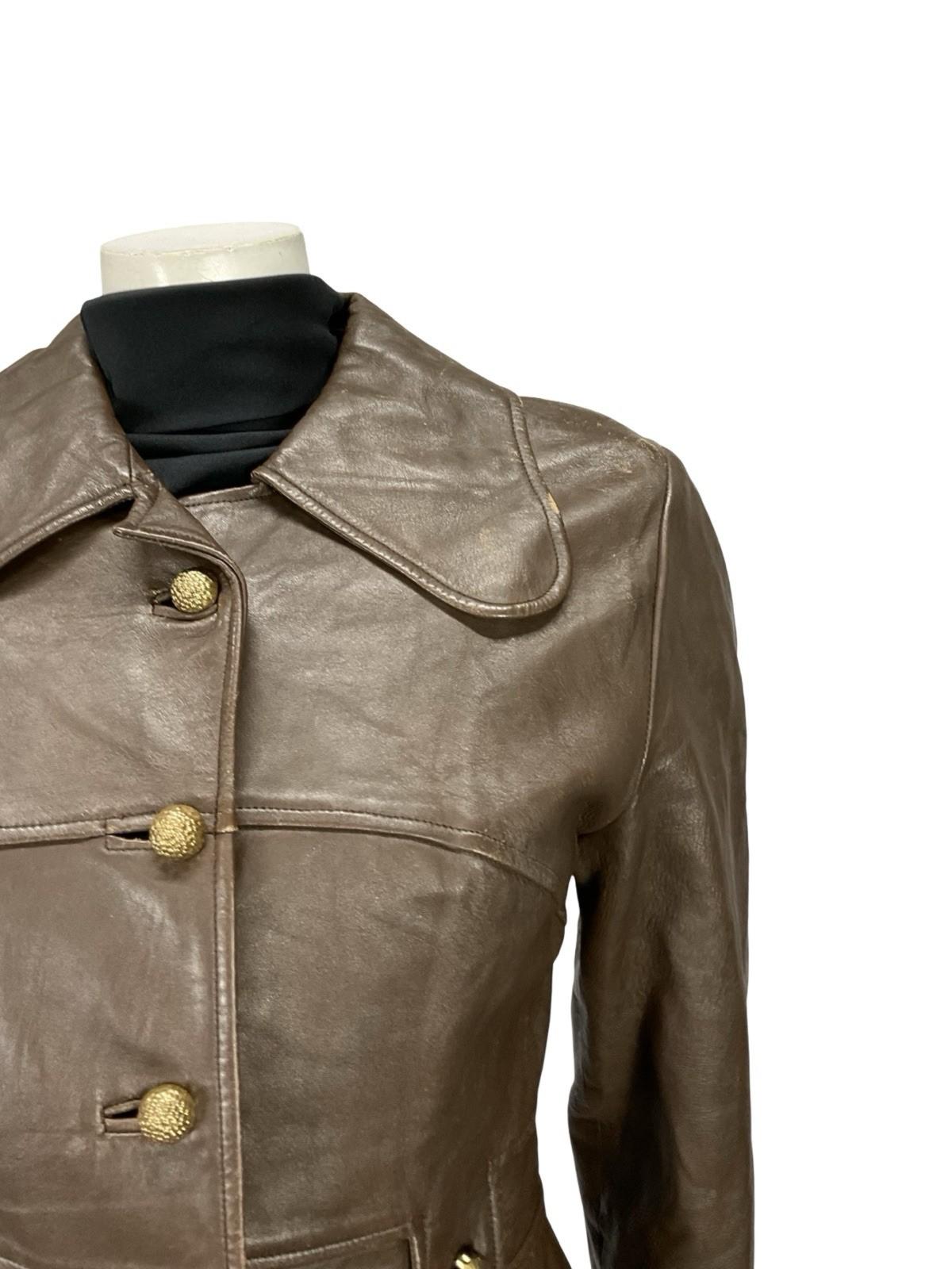 VTG 60S MOD MILITARY DOG EAR COLLAR GOLD BUTTON BROWN LEATHER MAC JACKET 12