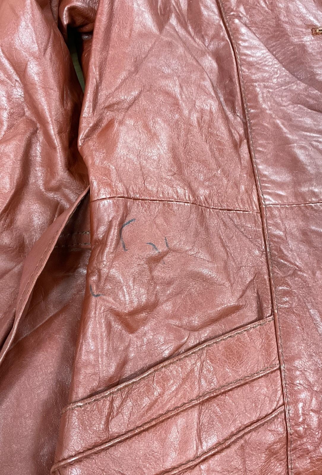 VTG 60S 70S BURGUNDY RED LEATHER GOTHIC DIAMOND COLLAR MOD TIE WAIST JACKET 8