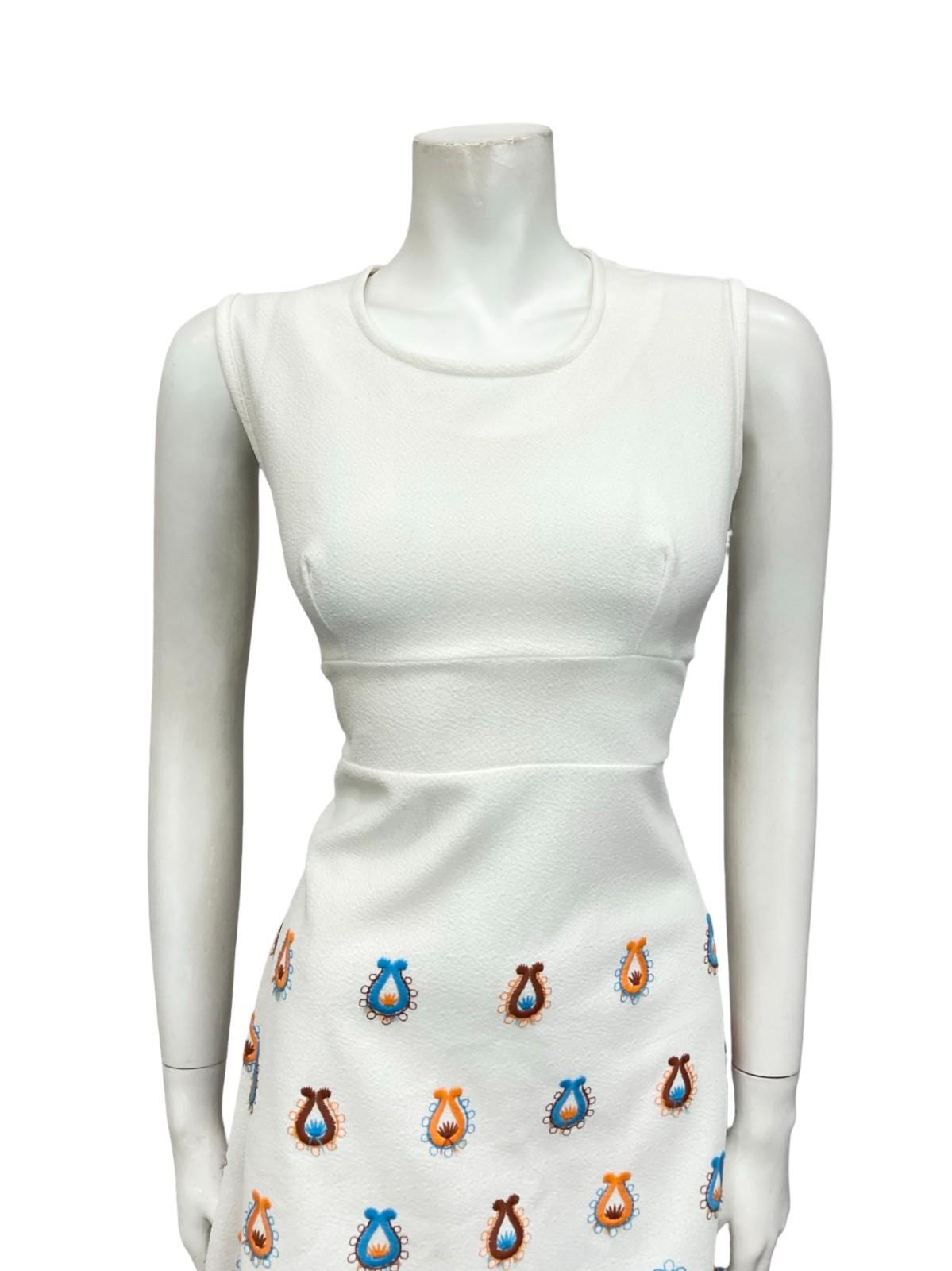VTG 60S MOD GOGO FOLK WHITE ORANGE BROWN BLUE EMBROIDERED MINI DRESS 10