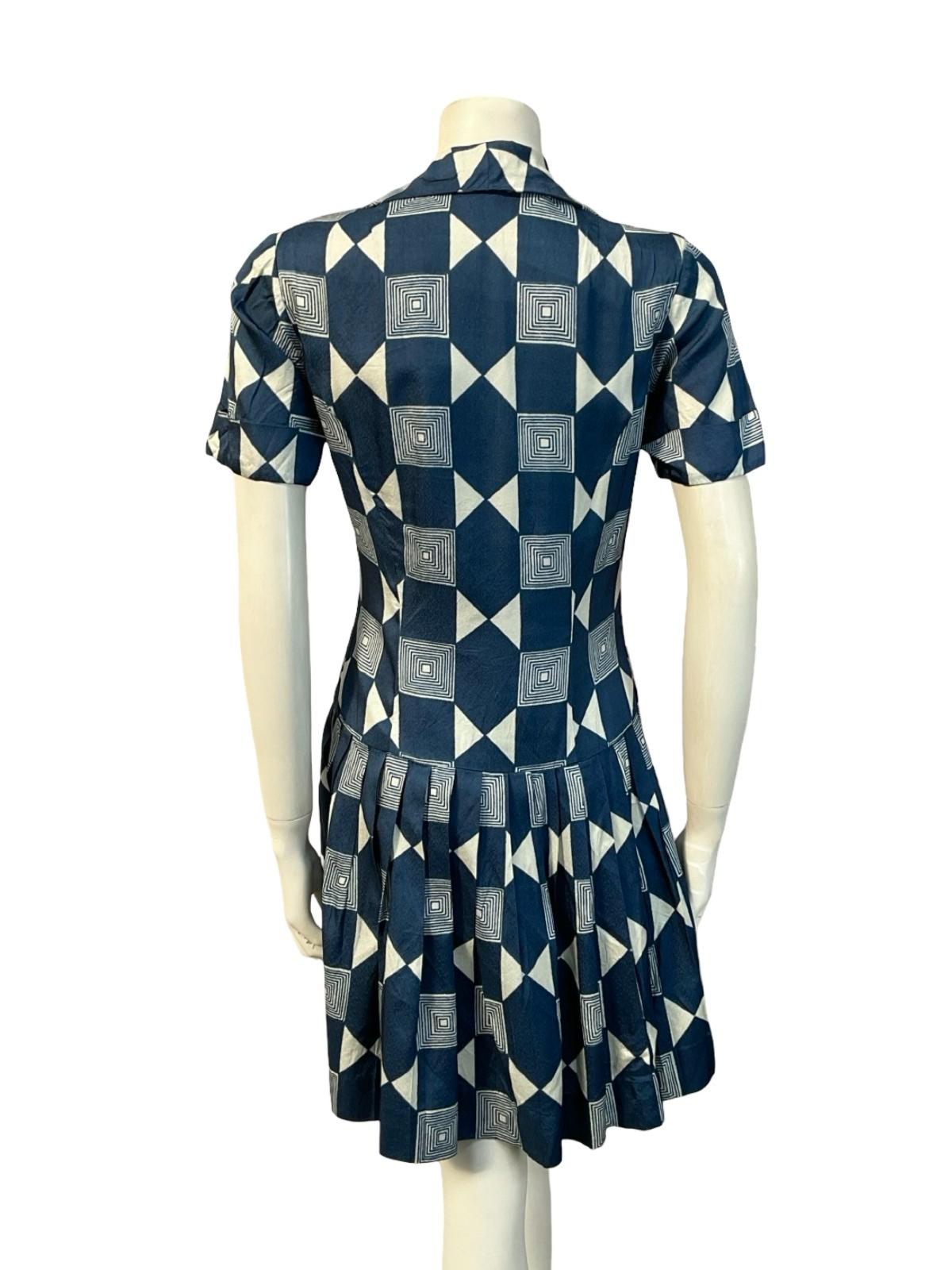 VTG 60S NAVY BLUE WHITE GEOMETRIC DROPPED WAIST PLEATED SHIRT MINI DRESS 10