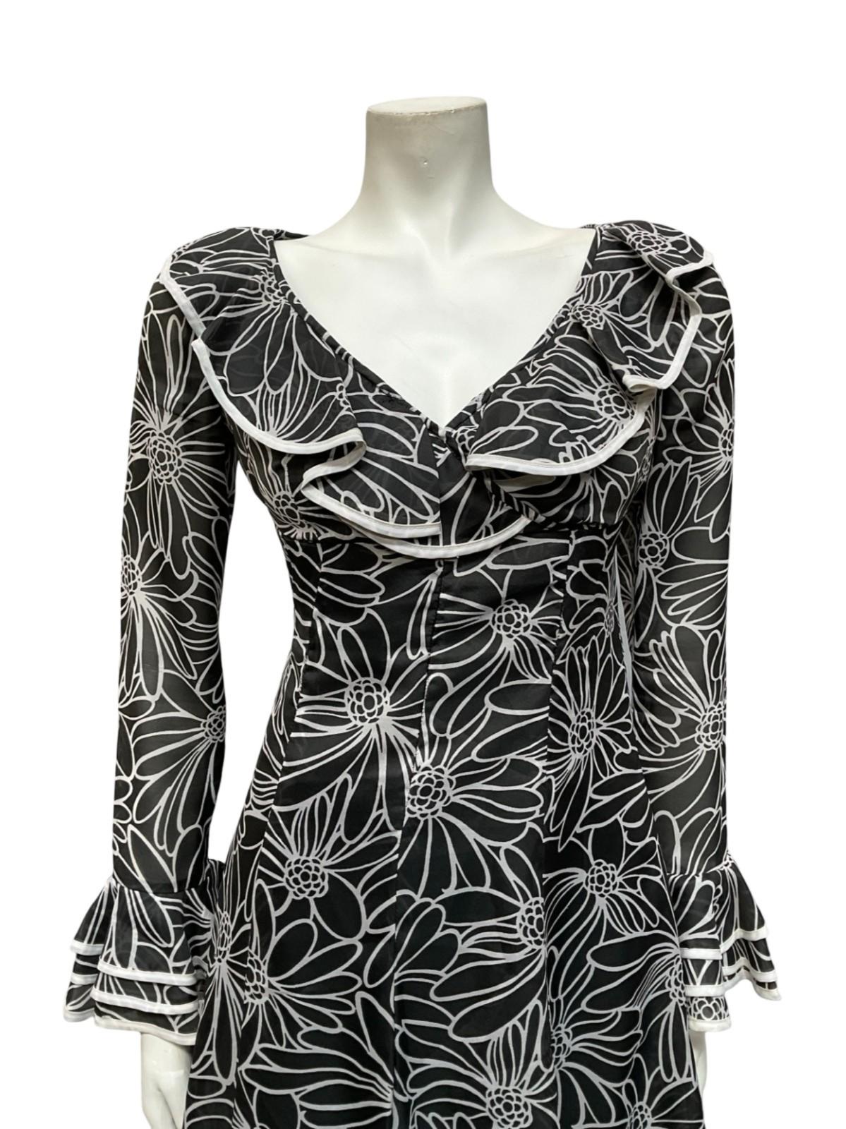 VTG 70S BLACK WHITE FLORAL RUFFLE MOD V NECK EMPIRE SKATER FLOATY MINI DRESS 12