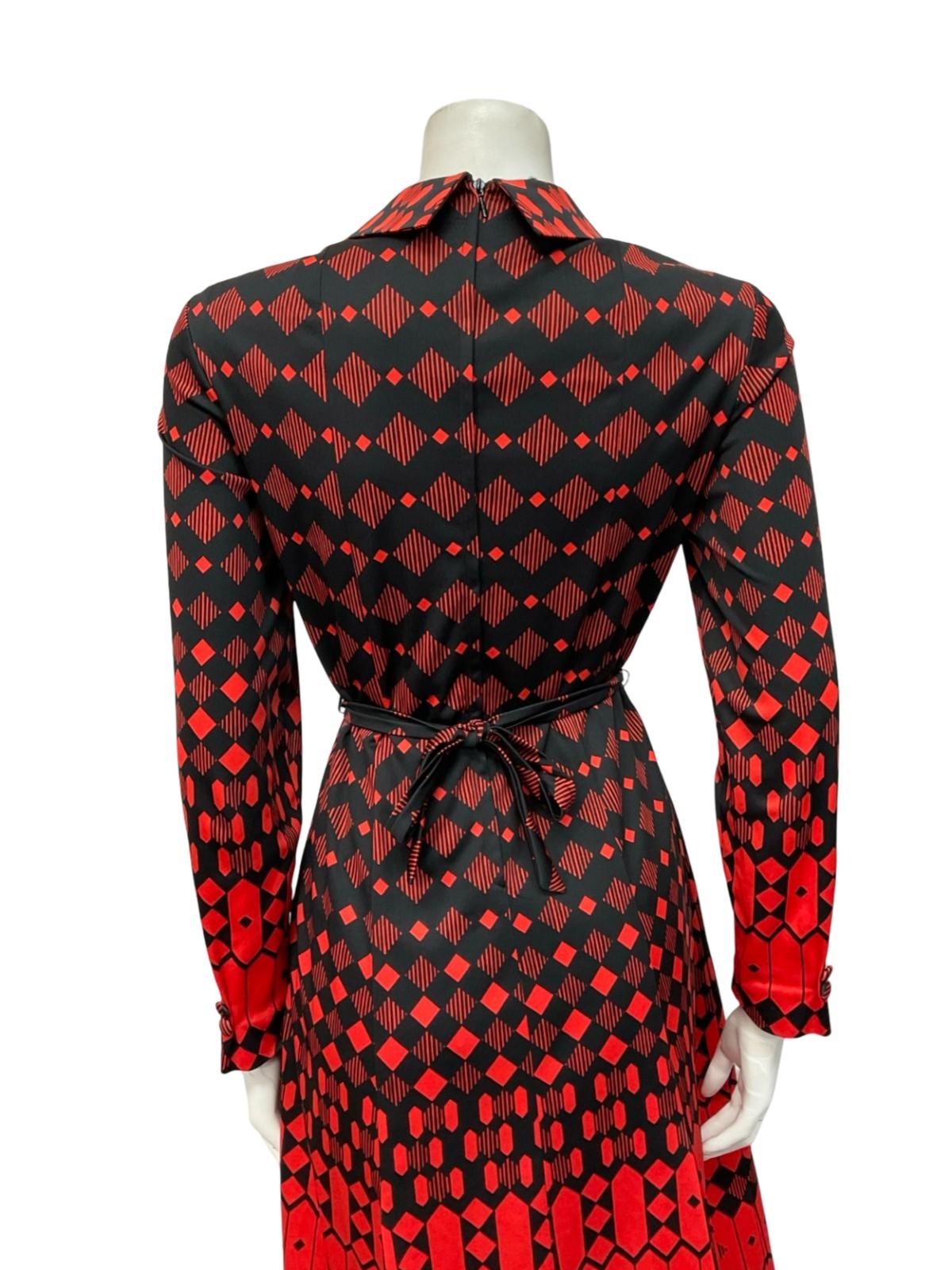 VTG 70S BLACK RED DIAMOND GEOMETRIC DAGGER PUSSYBOW TIE WAIST SHIRT DRESS 12