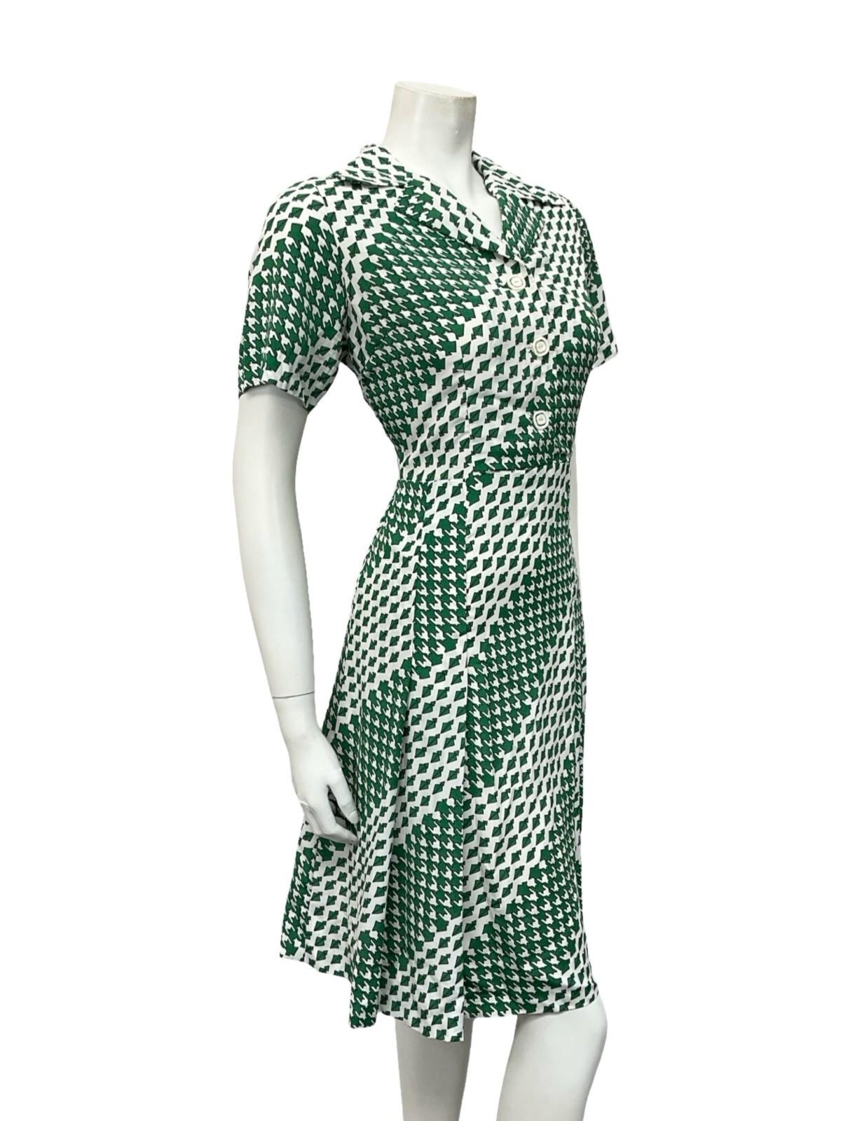 VTG 60S 70S WHITE GREEN GEOMETRIC HOUNDSTOOTH PLEATED SHIRT DRESS 12