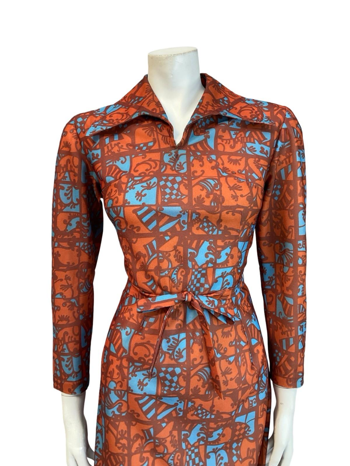 VTG 70S BROWN BLYE PSYCHEDELIC TILE PRINT OPEN DAGGER COLLAR TIE WAIST DRESS 10
