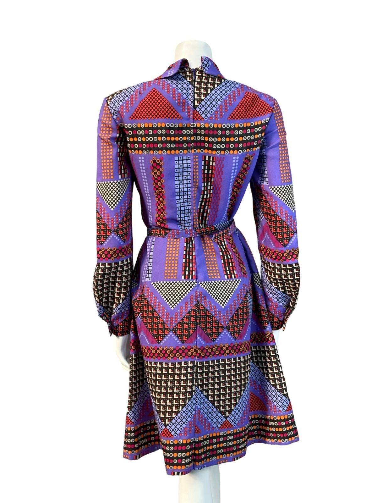VTG 70S PURPLE RED BLACK ORANGE GEOMETRIC DOTTY PETER PAN BELT SHIRT DRESS 10