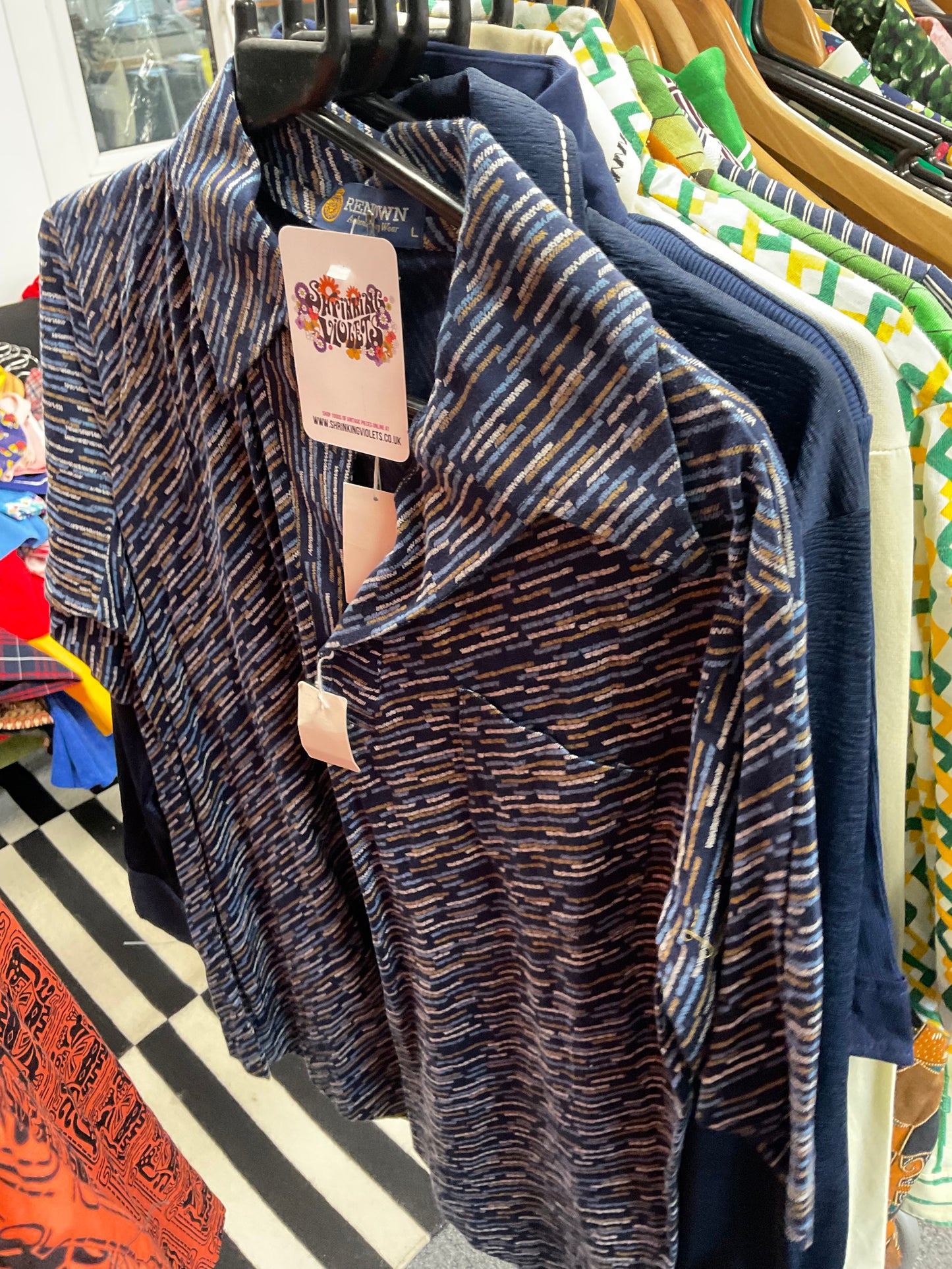 MENS VTG NAVY ABSTRACT PRINT COLLARED POLO SHIRT