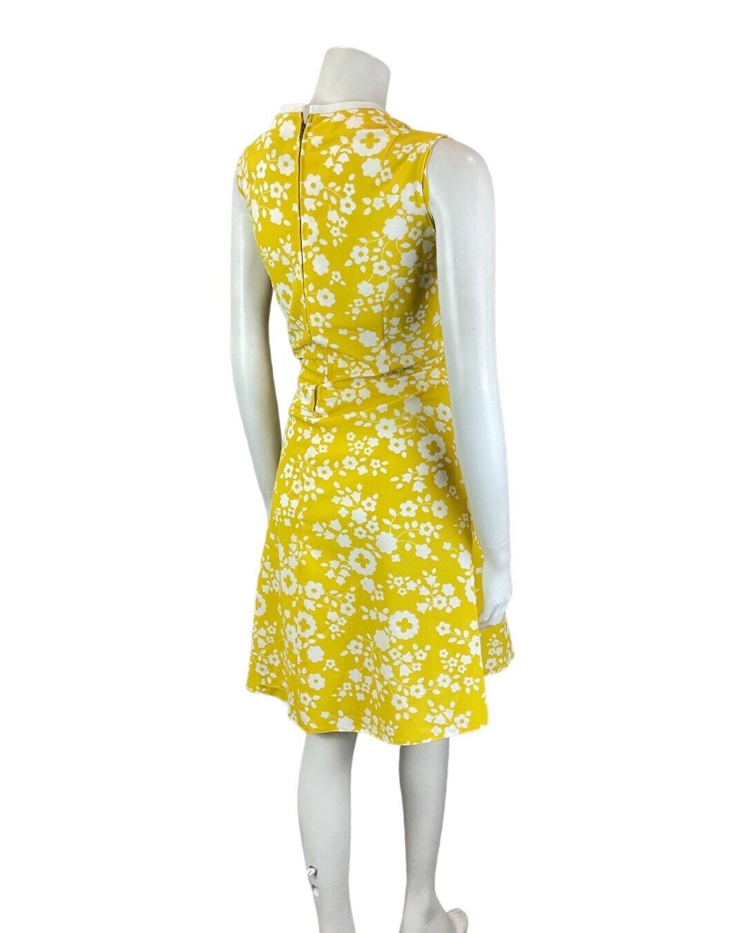 VINTAGE 60s 70s SUNSHINE YELLOW WHITE DAISY FLOWER MOD SLEEVELESS DRESS 14