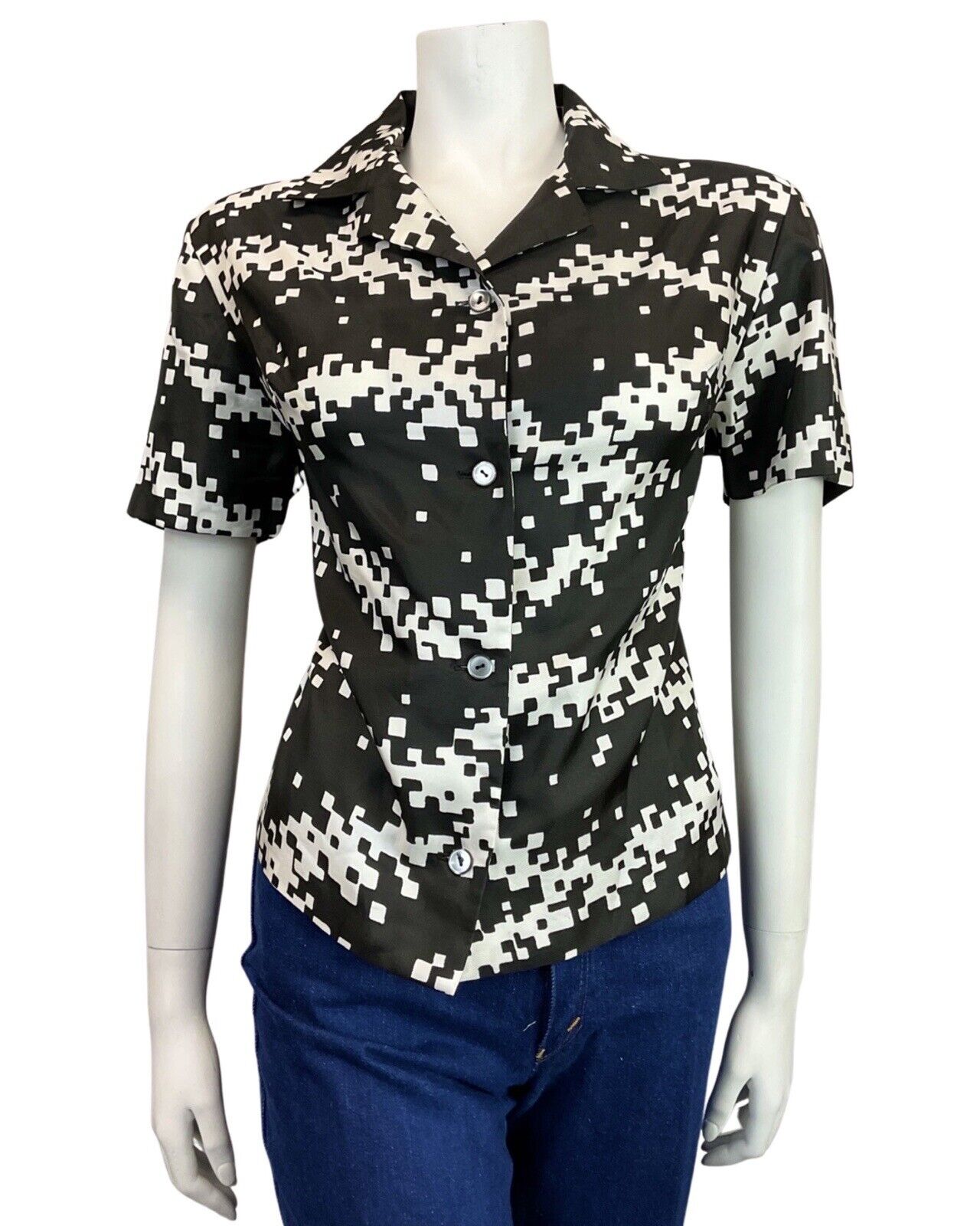 VINTAGE 60s 70s BLACK WHITE GEOMETRIC PIXEL MOD SHORT SLEEVE MOD SHIRT 14 16