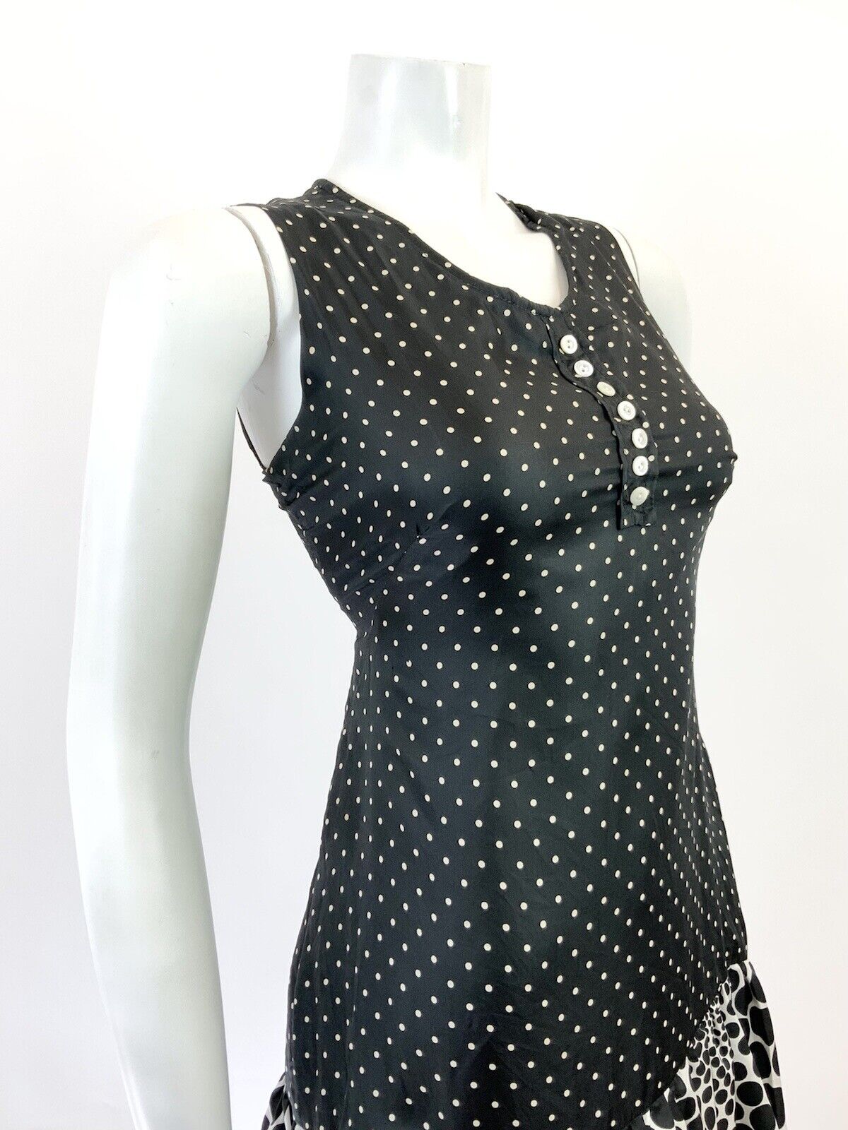 VINTAGE 60s 70s BLACK WHITE POLKA-DOT HALFTONE MOD SLEEVELESS SHIFT DRESS 8 10