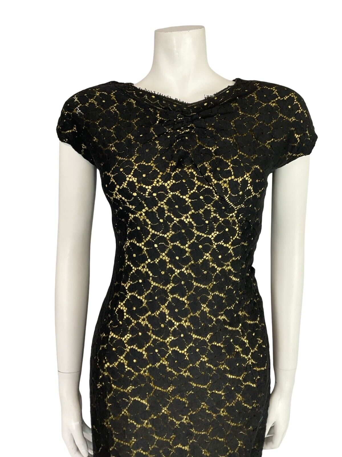 VTG 60S BLACK LACE GOLD V BOAT NECK SHORT SLEEVE PARTY SHIFT LBD MINI DRESS 8