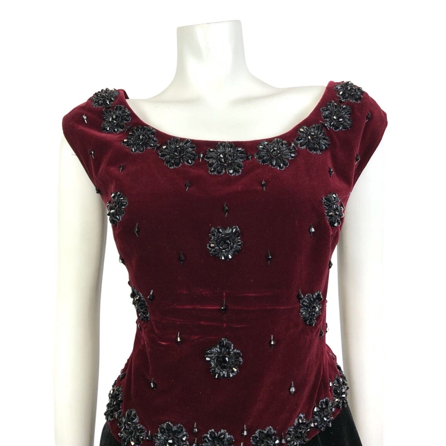 VINTAGE 60s 70s WINE RED BLACK GEM BEADED FLORAL DECO GLAM SLEEVELESS TOP 12