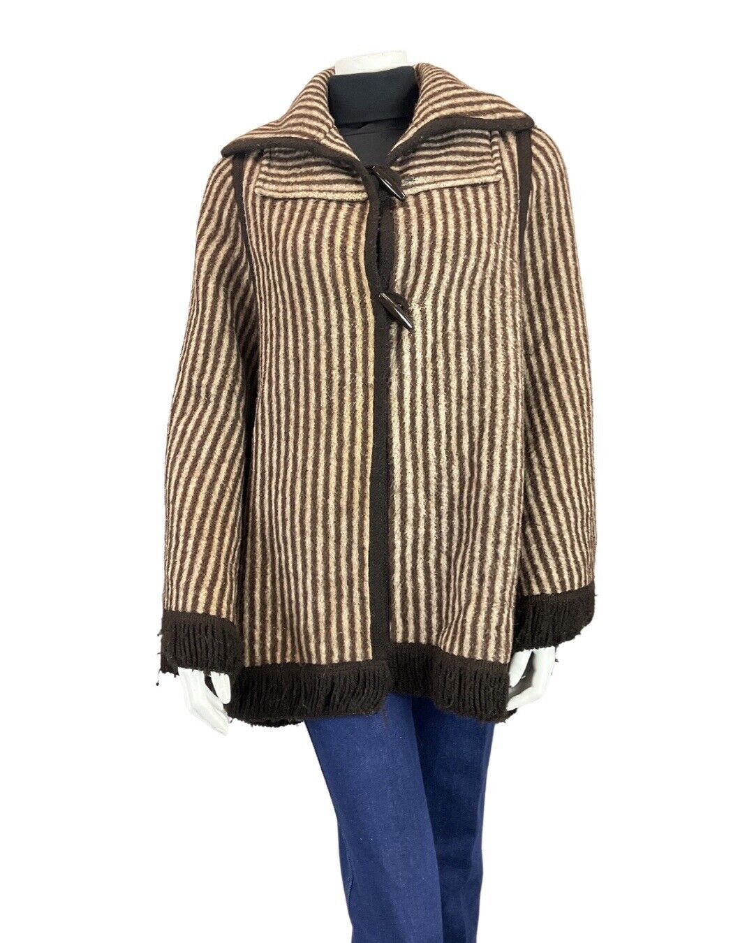 VINTAGE 60s 70s BROWN CREAM STRIPED TASSELED MOD BOHO WOOL CAPE 10