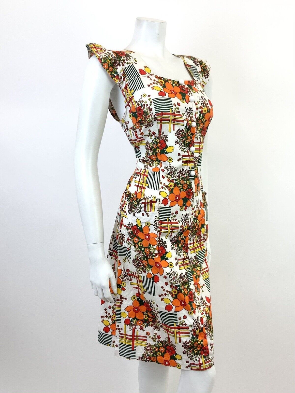 VTG 60s 70s WHITE ORANGE RED GREEN GEOMETRIC FLORAL MOD RUFFLE SHIFT DRESS 12 14