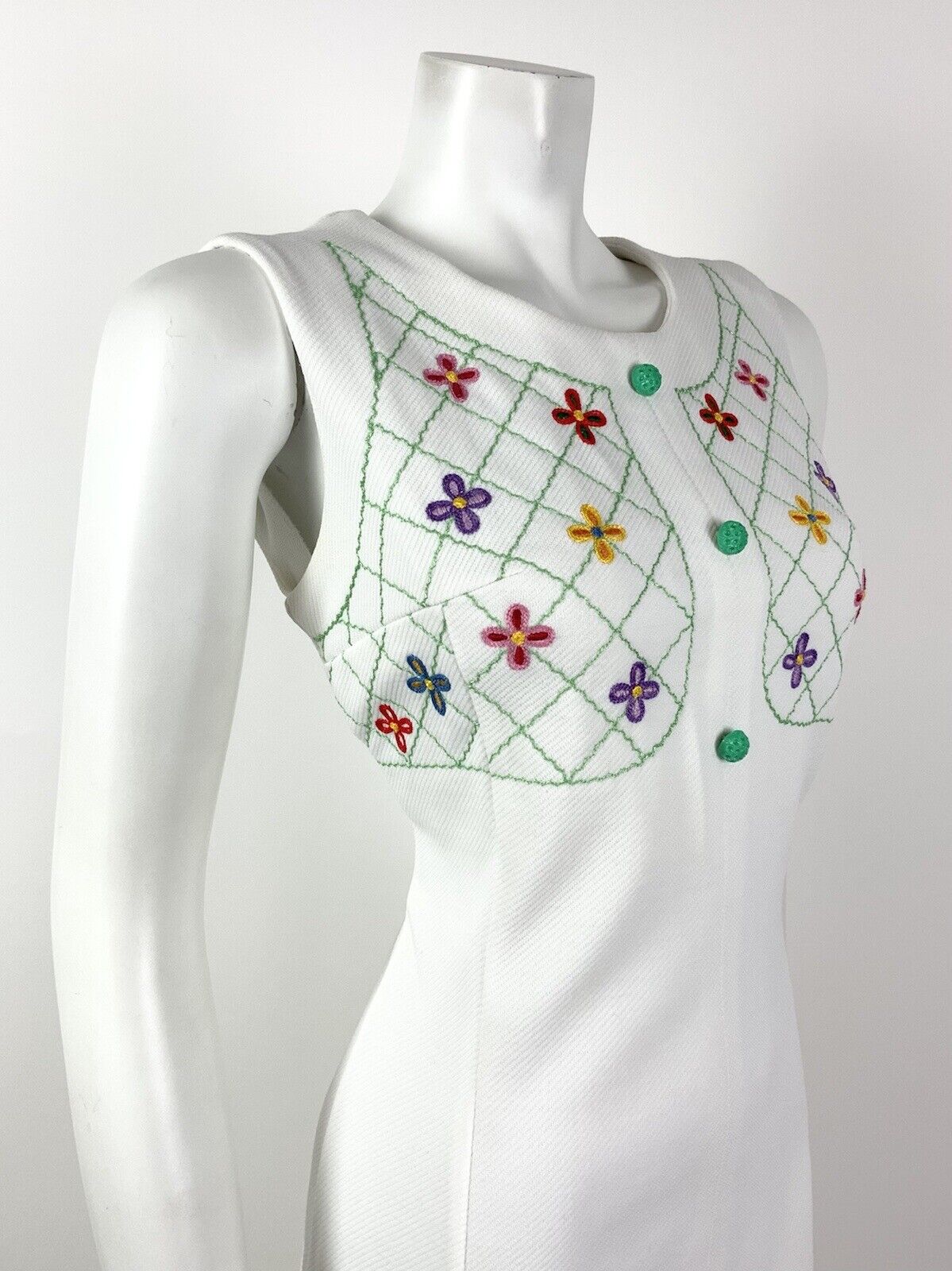 VTG 60s 70s WHITE GREEN RED FLORAL EMBROIDERED BOHO FOLK SLEEVELESS DRESS 12 14