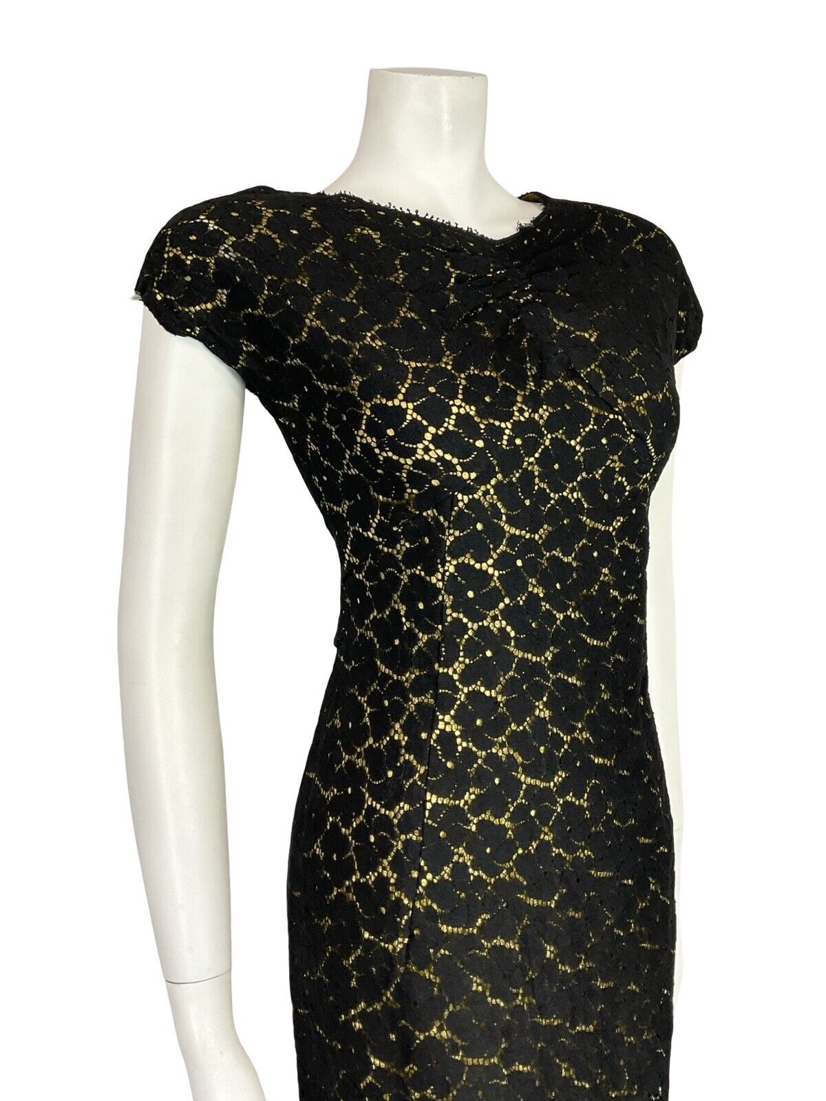 VTG 60S BLACK LACE GOLD V BOAT NECK SHORT SLEEVE PARTY SHIFT LBD MINI DRESS 8