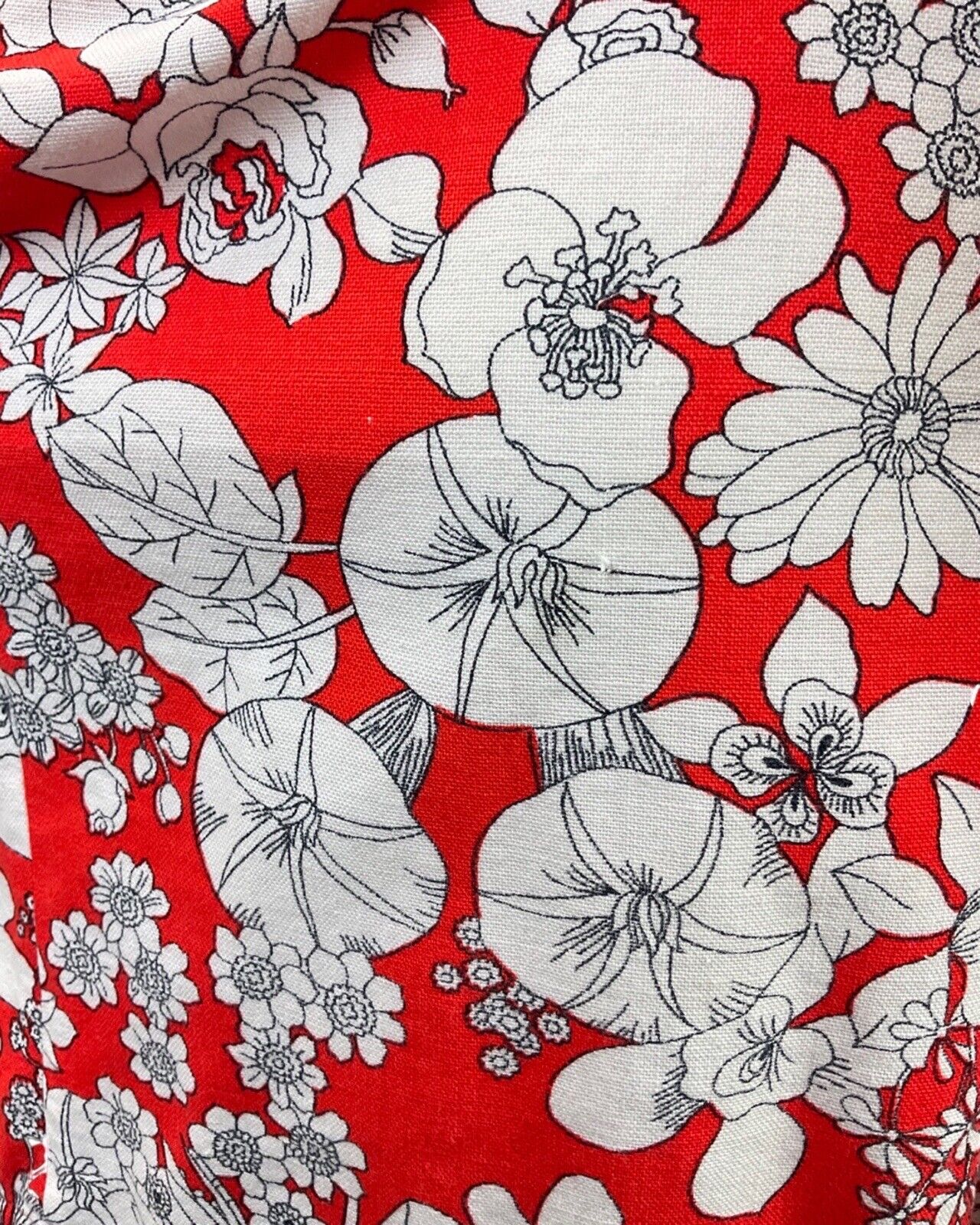 VINTAGE 60s 70s RED WHITE BLACK FLORAL MOD SLEEVELESS A-LINE SHIFT DRESS 12