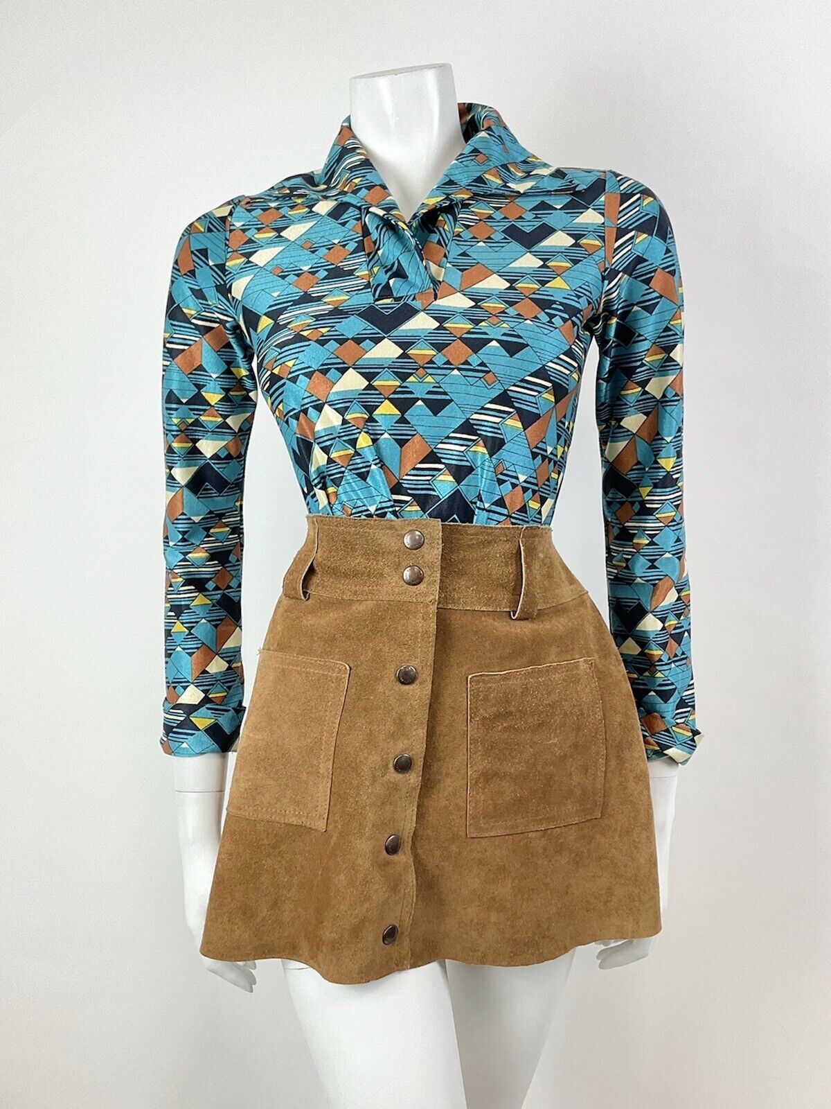 VTG 60s 70s METALLIC BLUE BRONZE CREAM GEOMETRIC CHECKED DAGGER BLOUSE 8 10