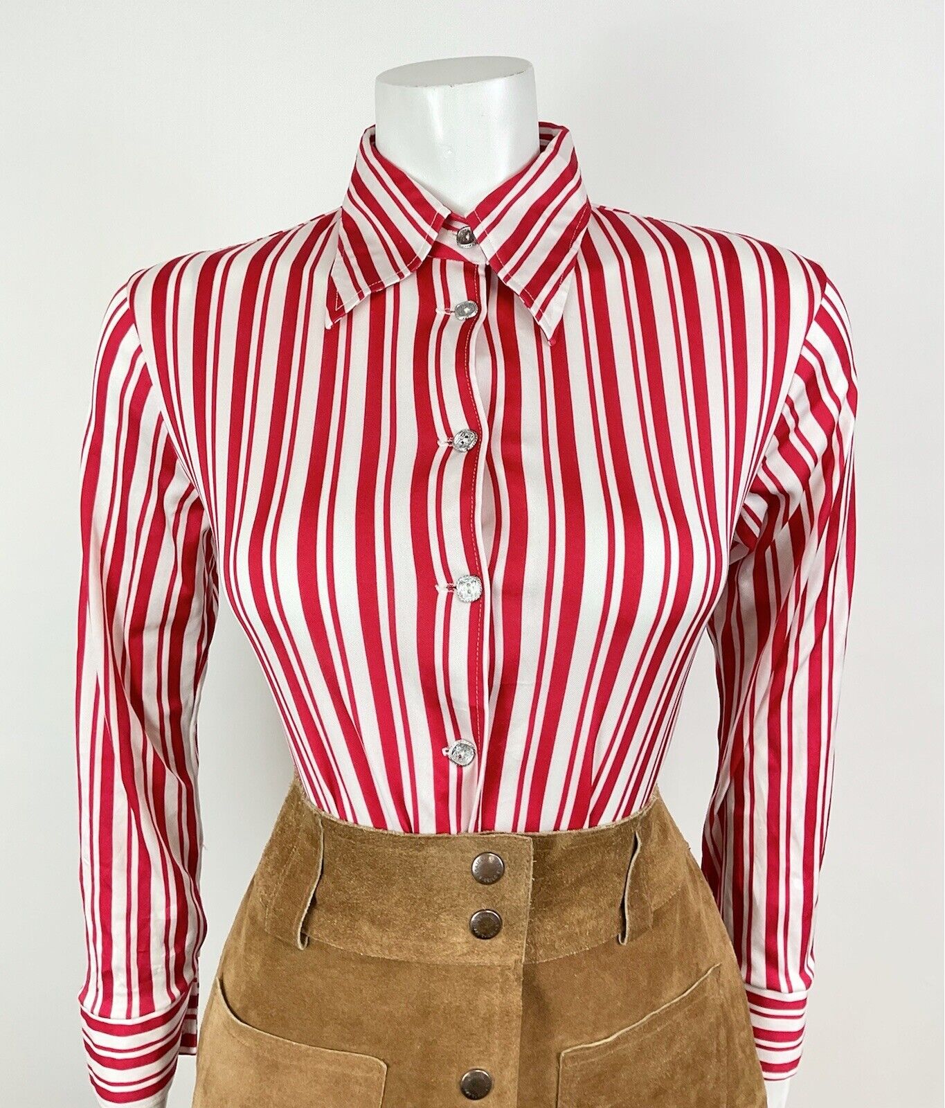 VINTAGE 60s 70s RED WHITE CANDY STRIPED MOD DAGGER SHIRT BLOUSE 12