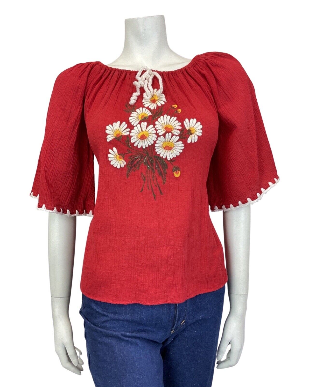 VINTAGE 60s 70s RED WHITE DAISY FLOWER BOHO FOLK PRAIRIE BLOUSE 12