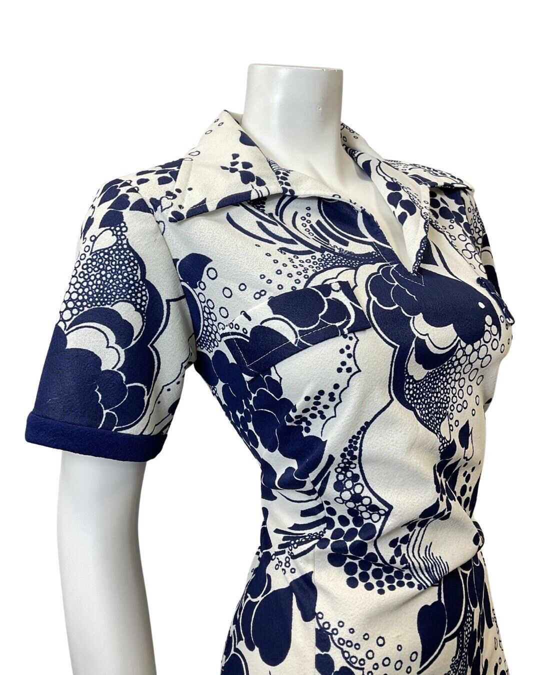 VINTAGE 60s 70s BLUE WHITE FLORAL DOTTY SHORT-SLEEVE MOD DAGGER SHIRT DRESS 14