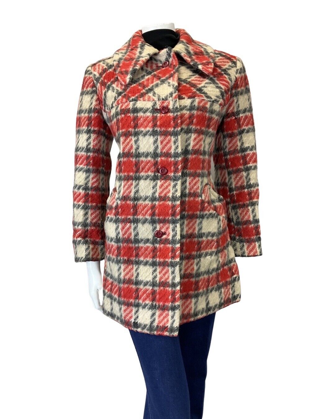 VINTAGE 60s 70s RED CREAM BLACK PLAID CHECKED MOD DAGGER COLLAR WOOL COAT 12