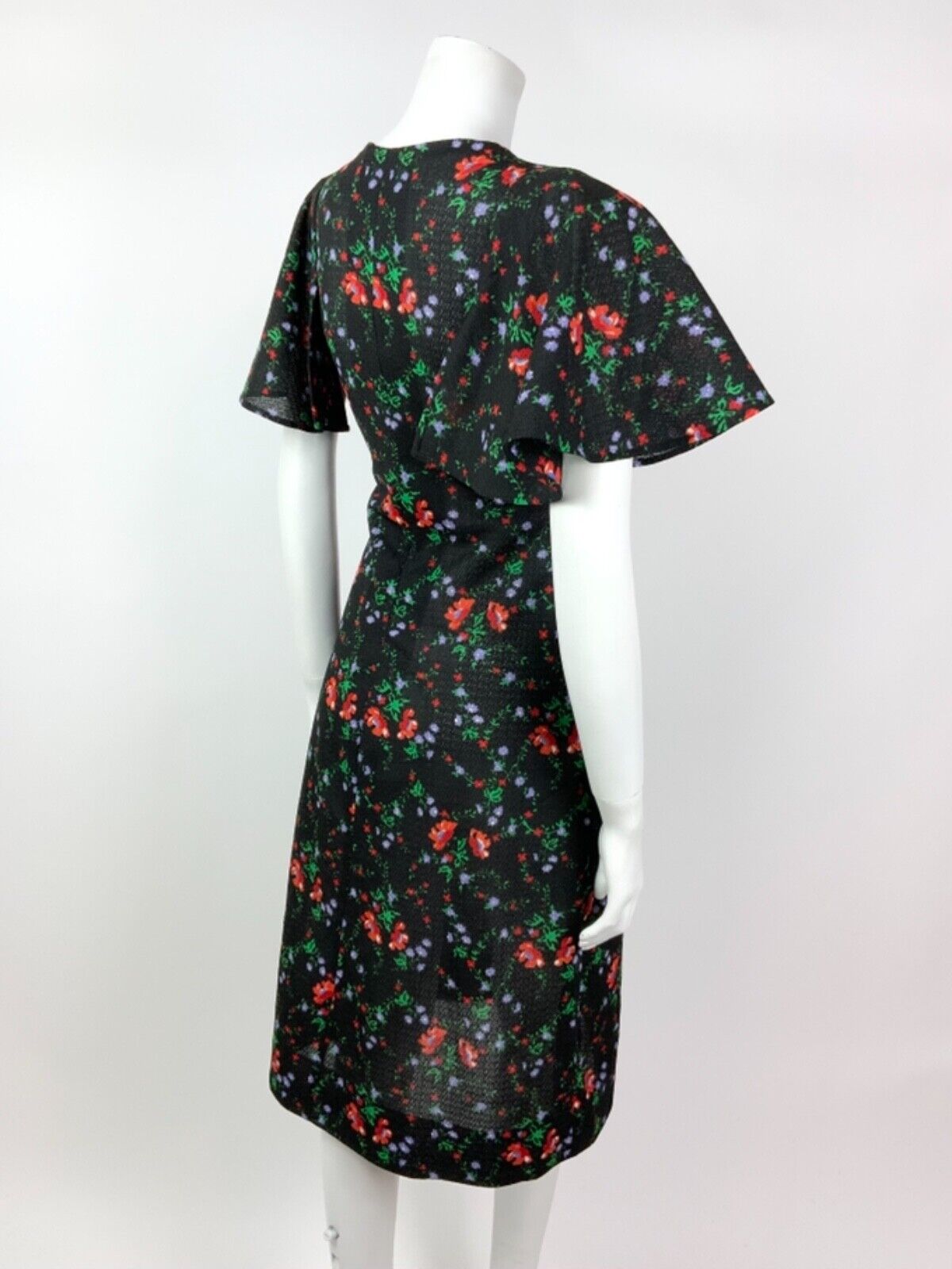VINTAGE 60s 70s BLACK RED GREEN PURPLE FLORAL CAPE SLEEVE DRESS 10